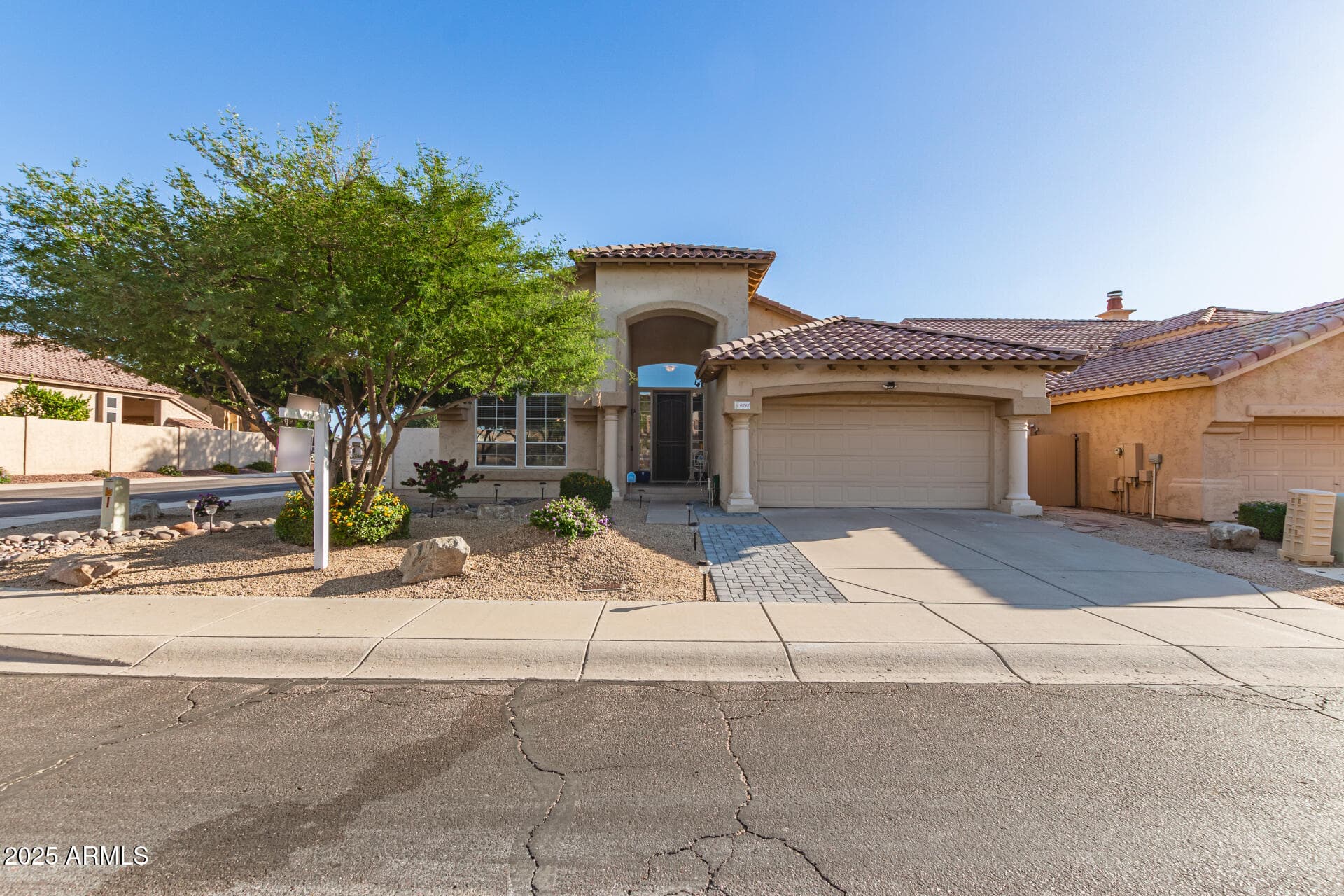 4243 E Desert Marigold Dr — photo 2