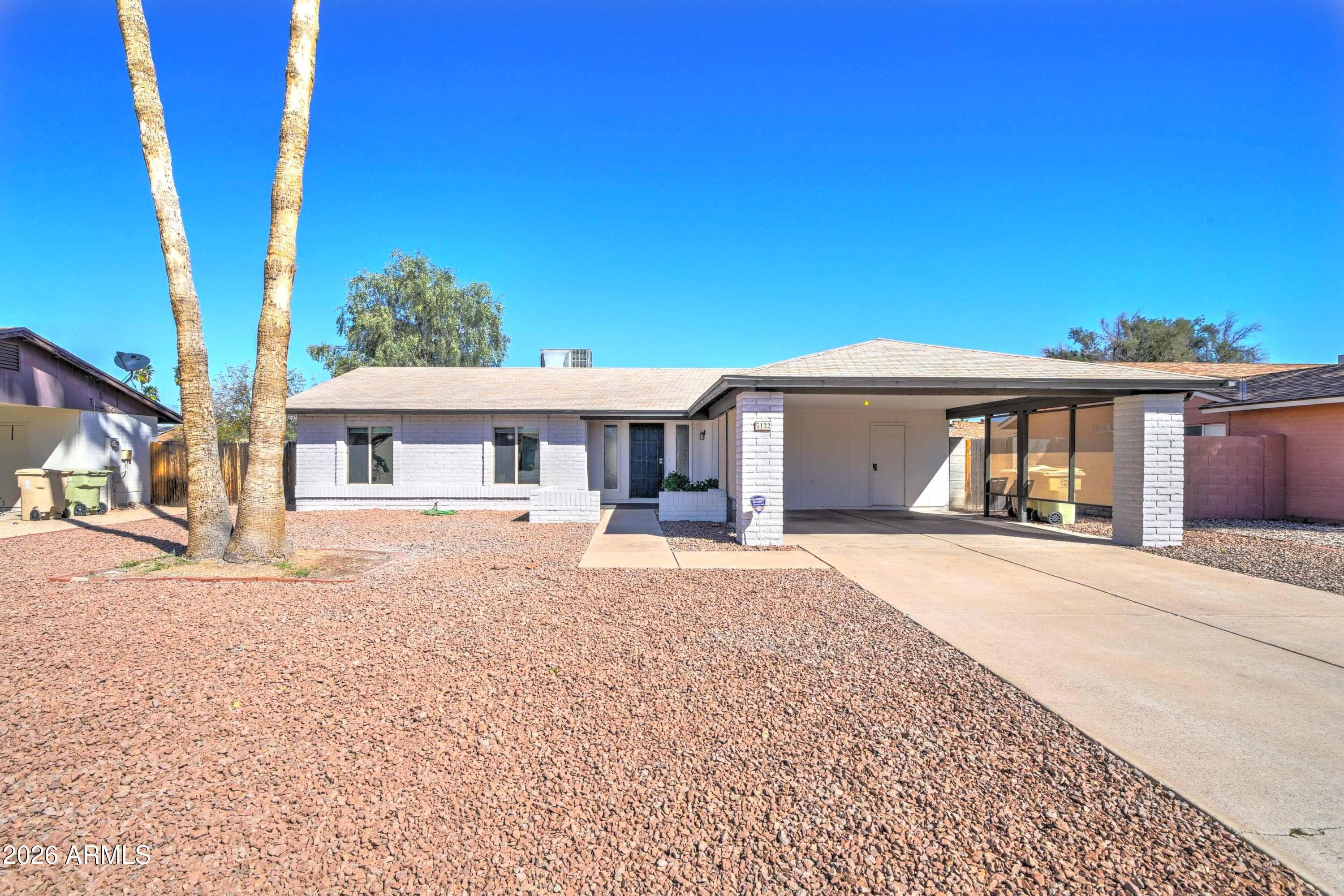 5132 W Corrine Dr — photo 1