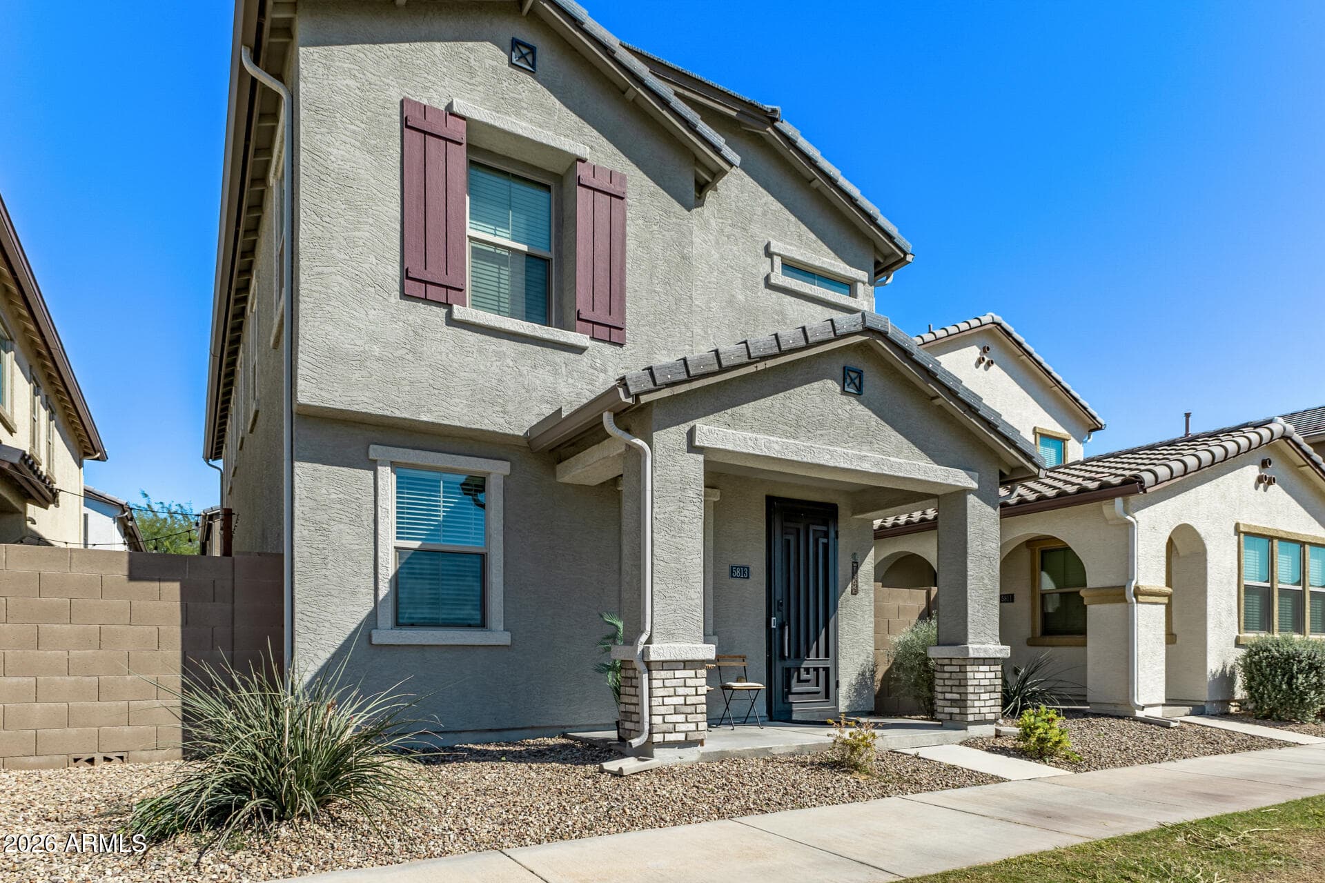 5813 W Warner St — photo 2