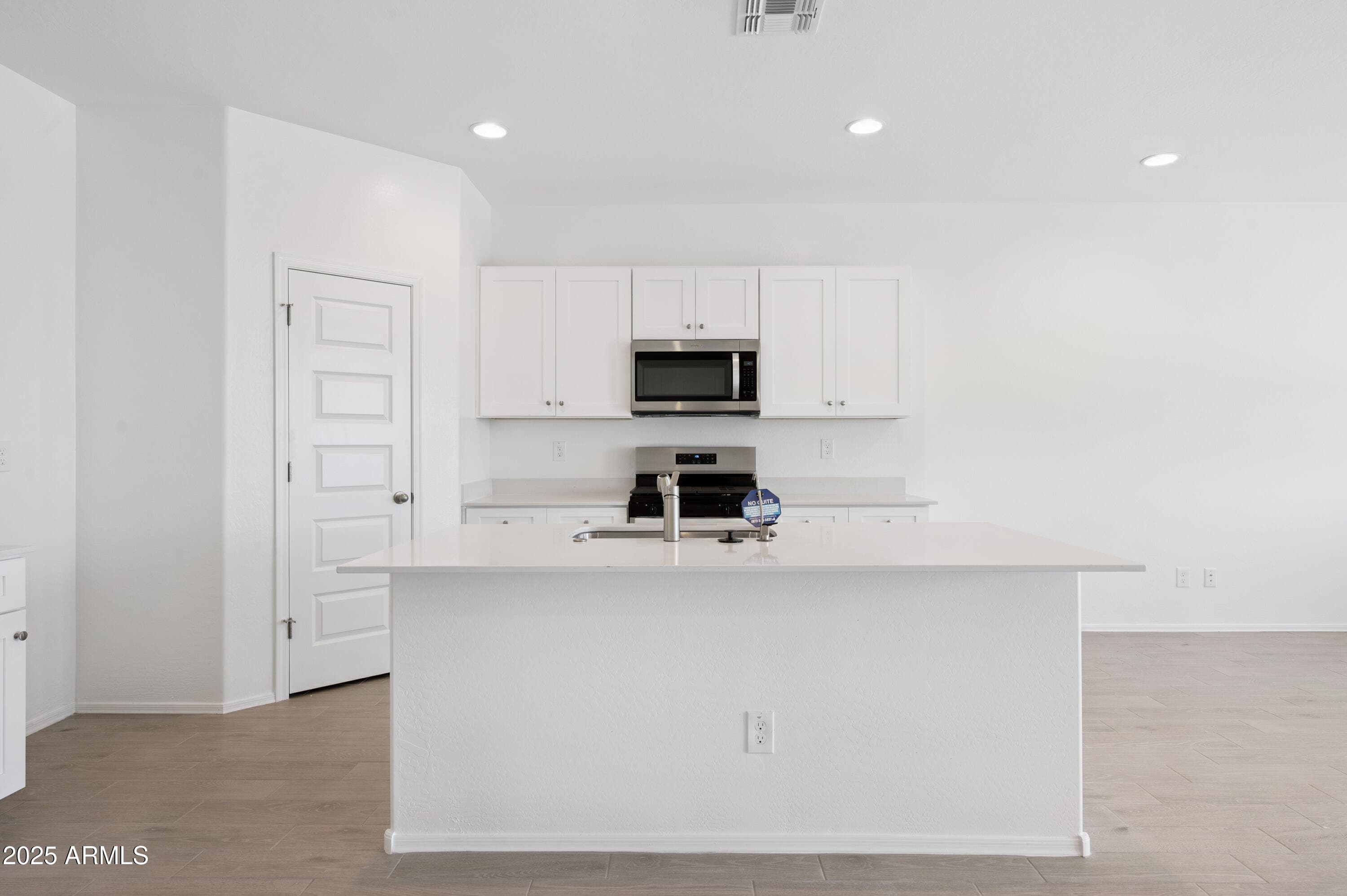 22068 N DAWN VIEW DR - Photo 2