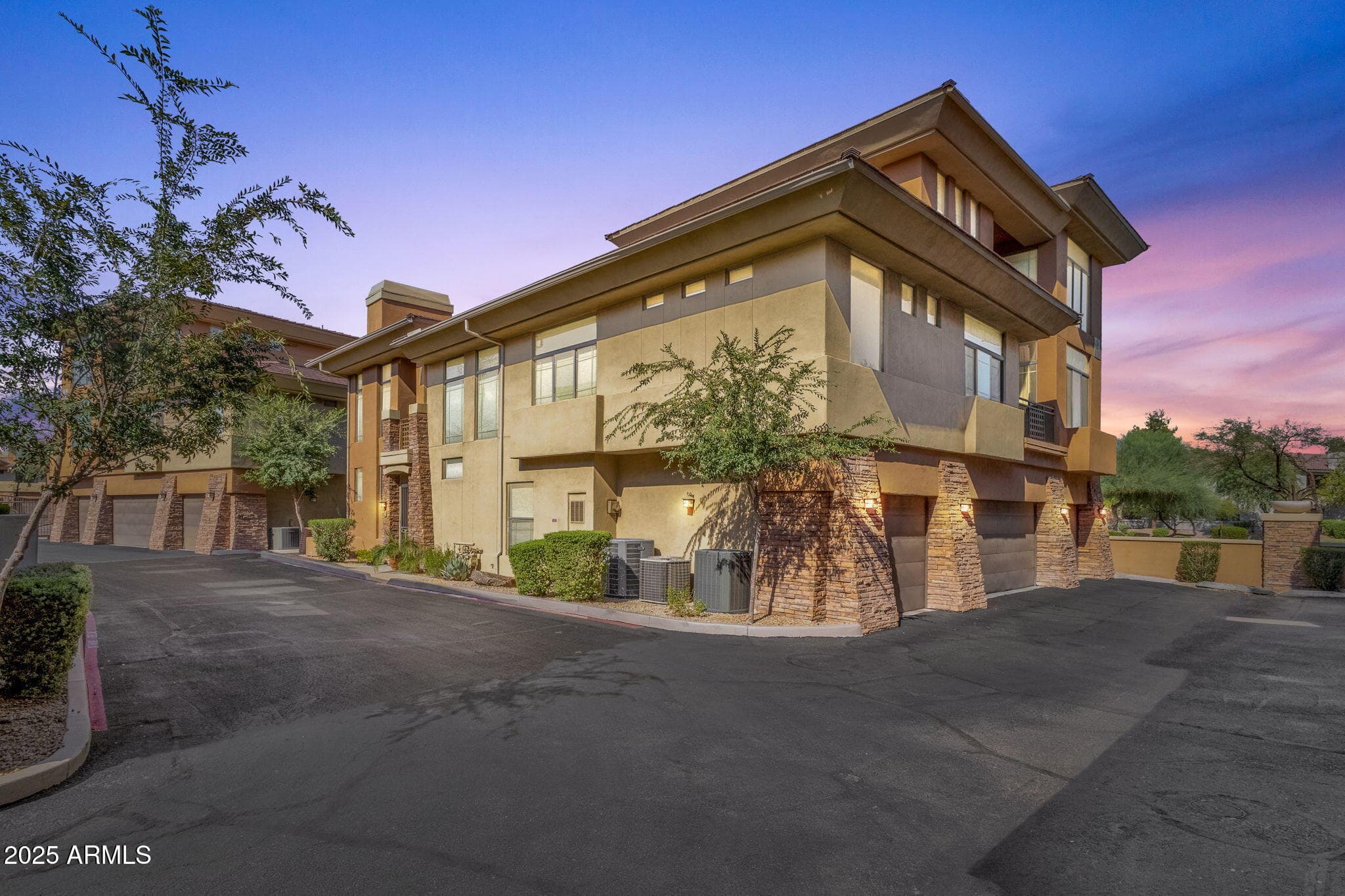 14450 N THOMPSON PEAK PARKWAY - Photo 3