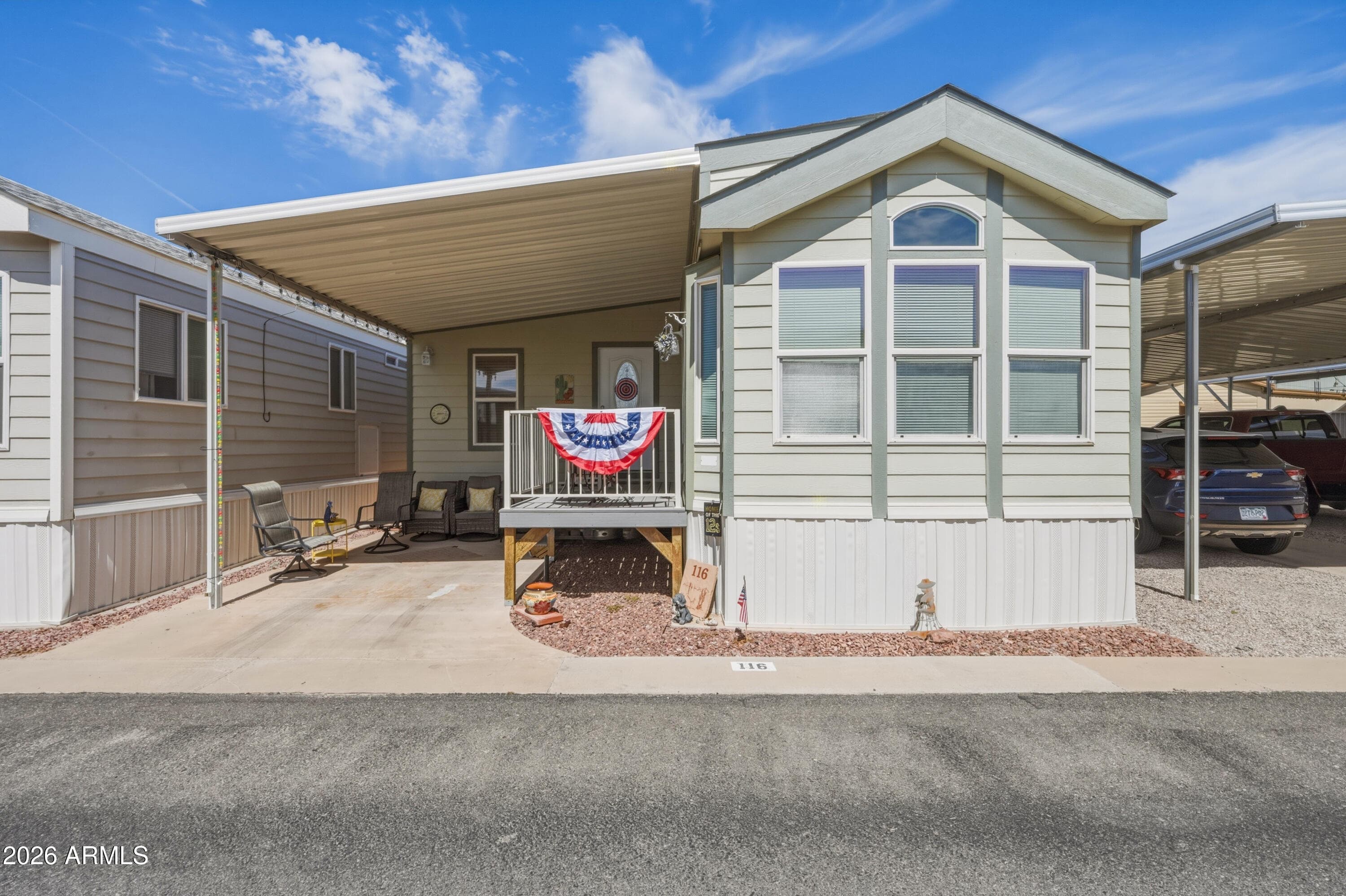 116 E Mesquite Dr — photo 1