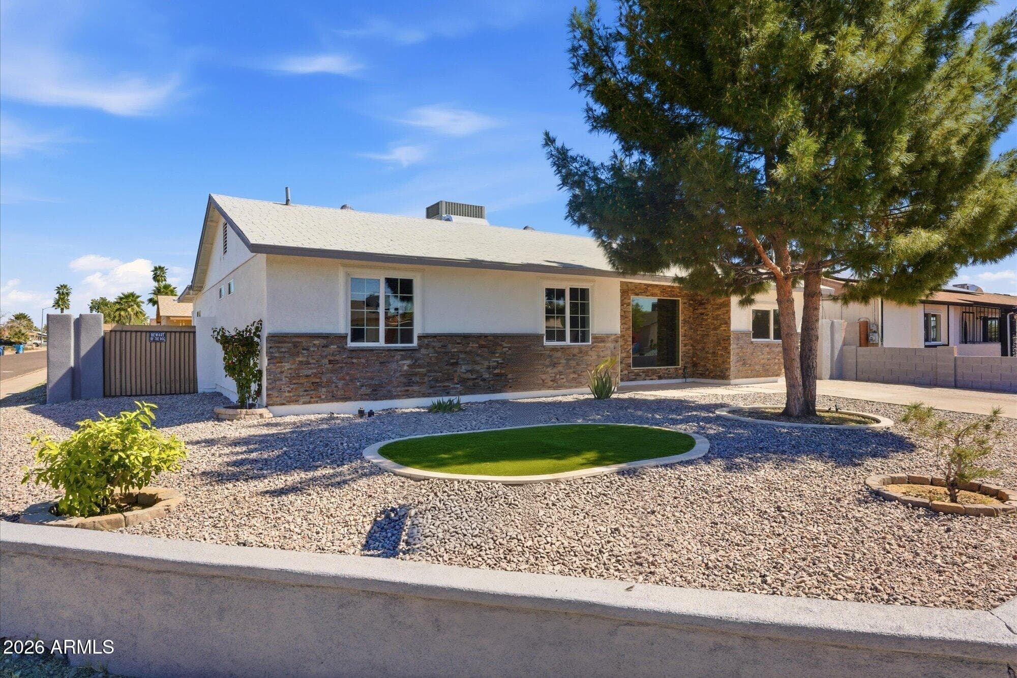 18027 N 34th Ln — photo 2