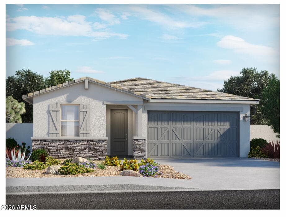 3343 N Camden Dr — photo 2