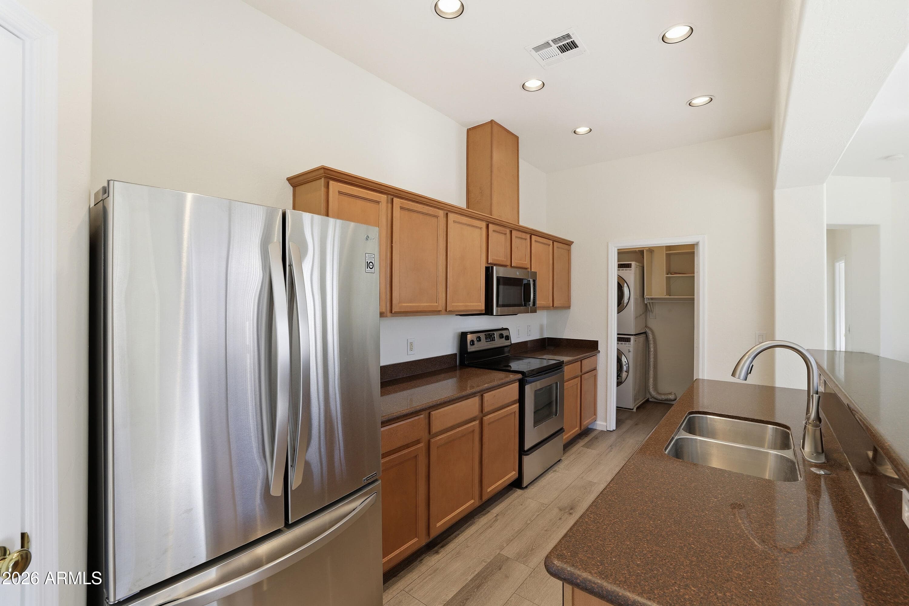 1225 N 36 ST - Photo 5