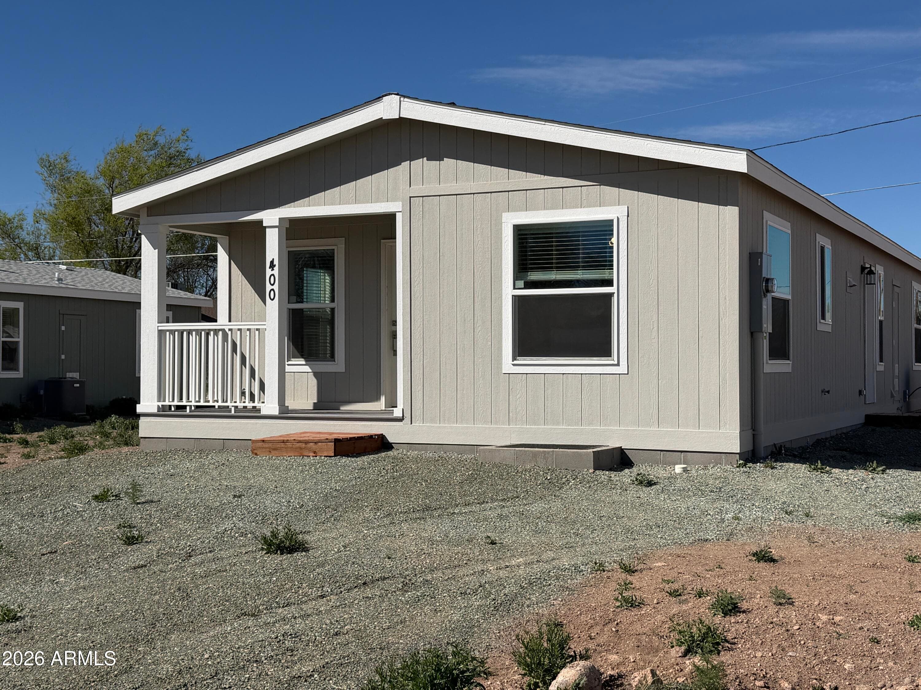 400 W Venice Way — photo 1