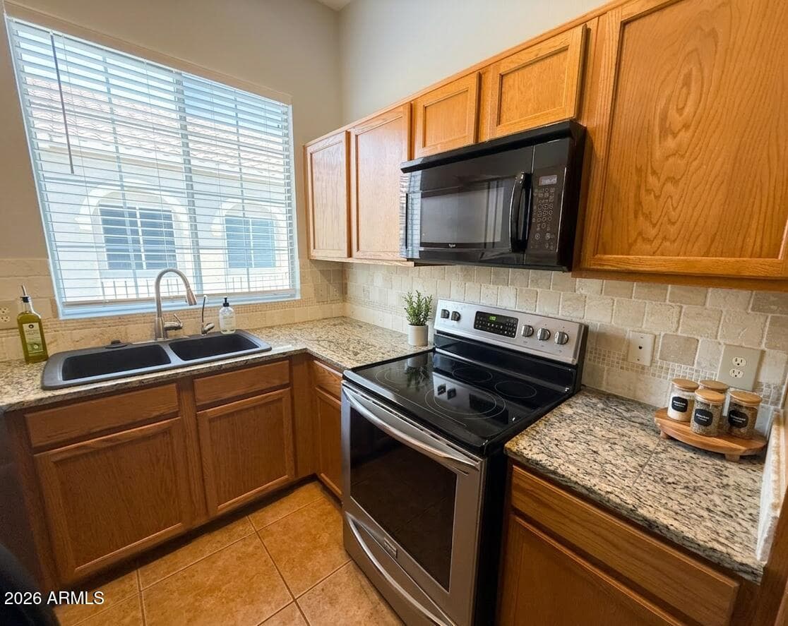 9233 E Neville Ave 1131 — photo 2
