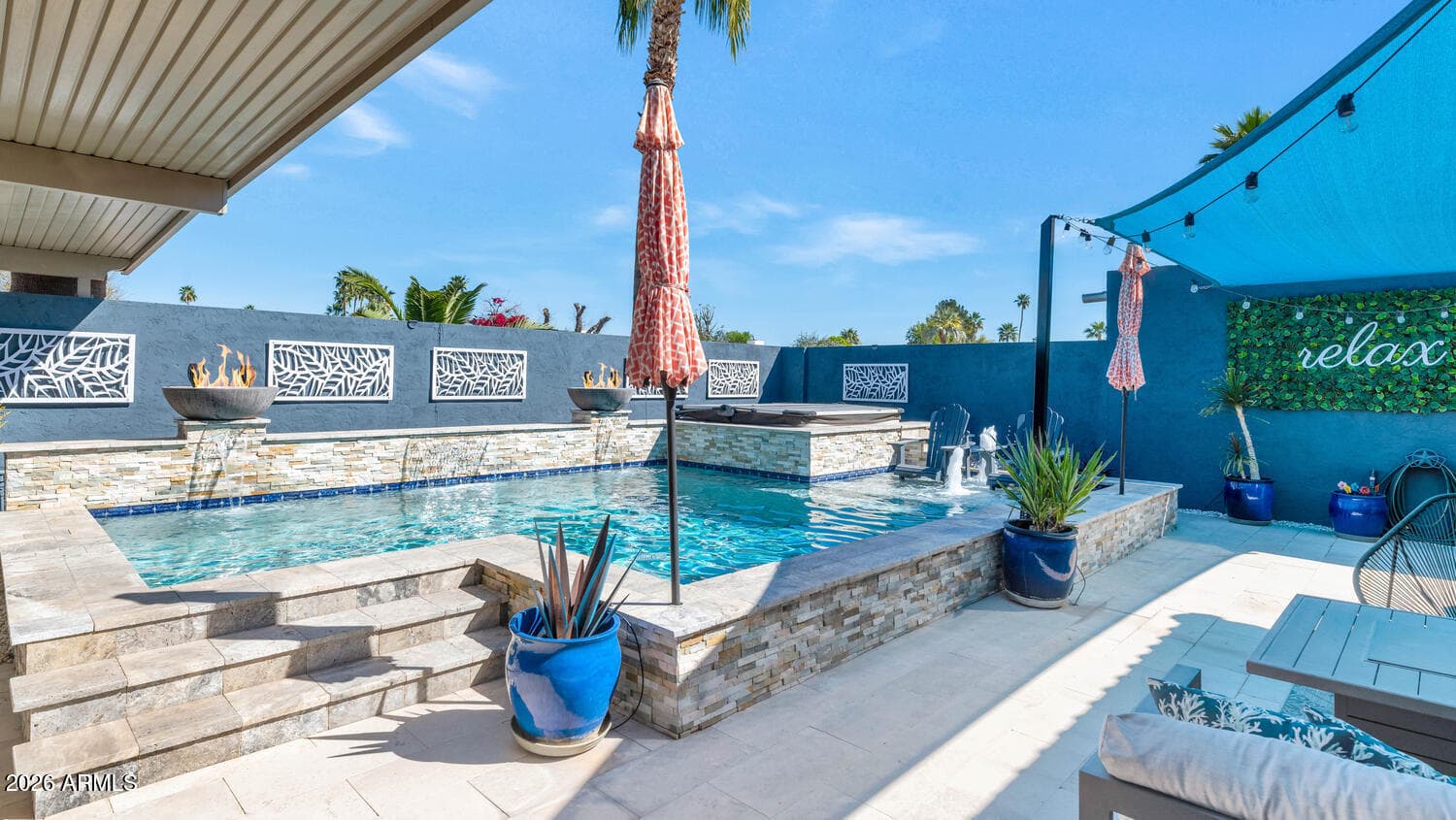 2041 E Alameda Dr — photo 2