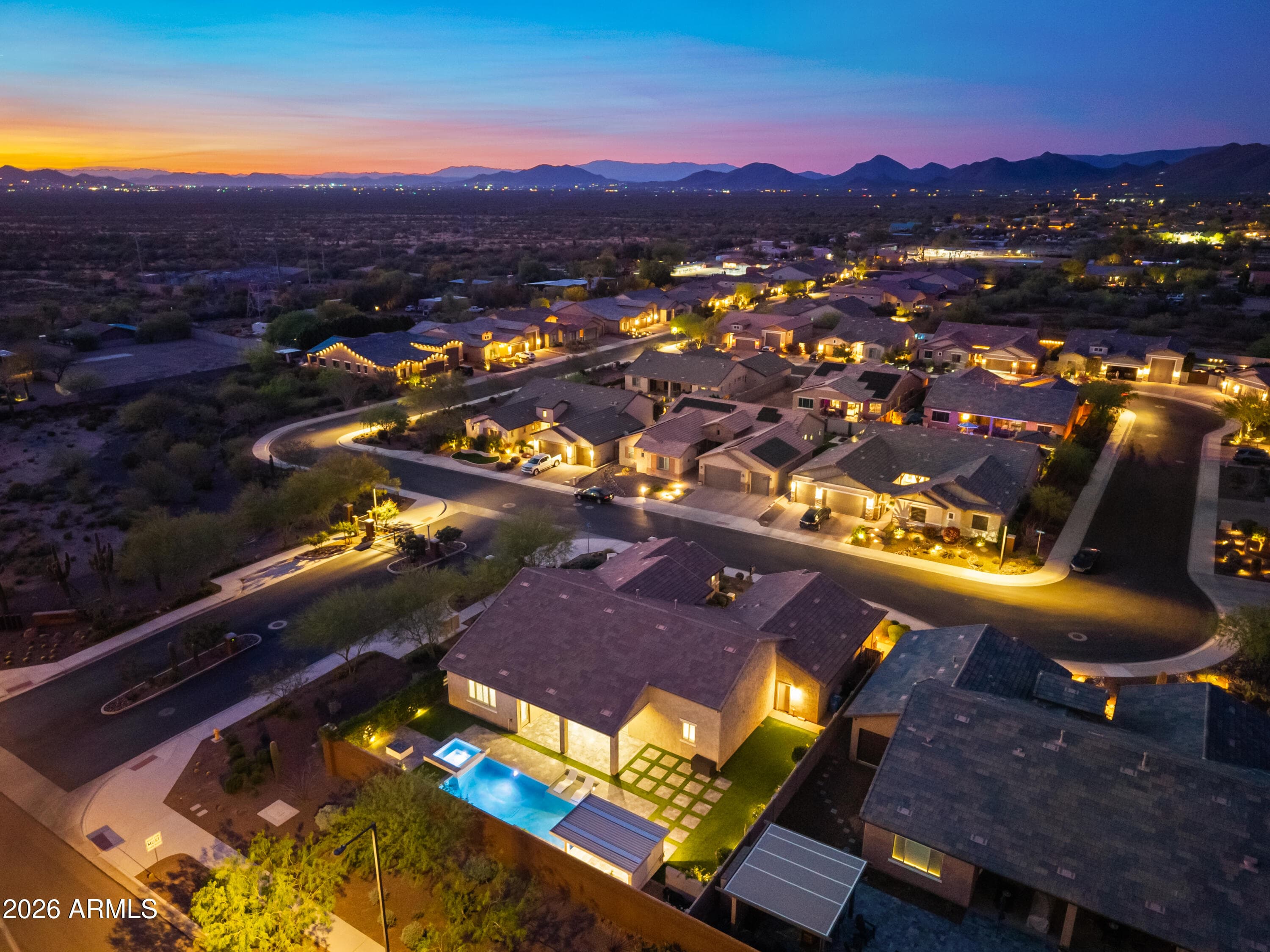 4063 E Gloria Ln — photo 1