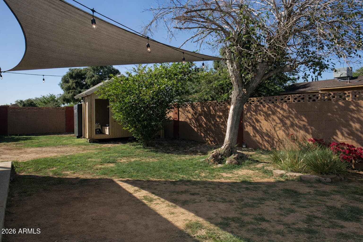 8318 W Turney Ave — photo 18