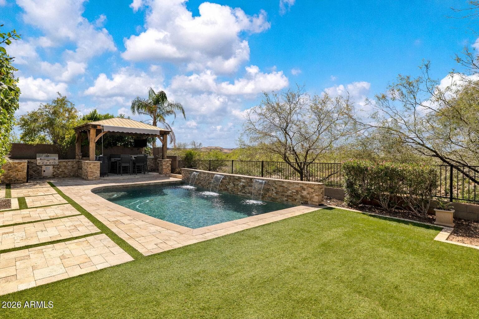 30910 N 26th Ave — photo 2