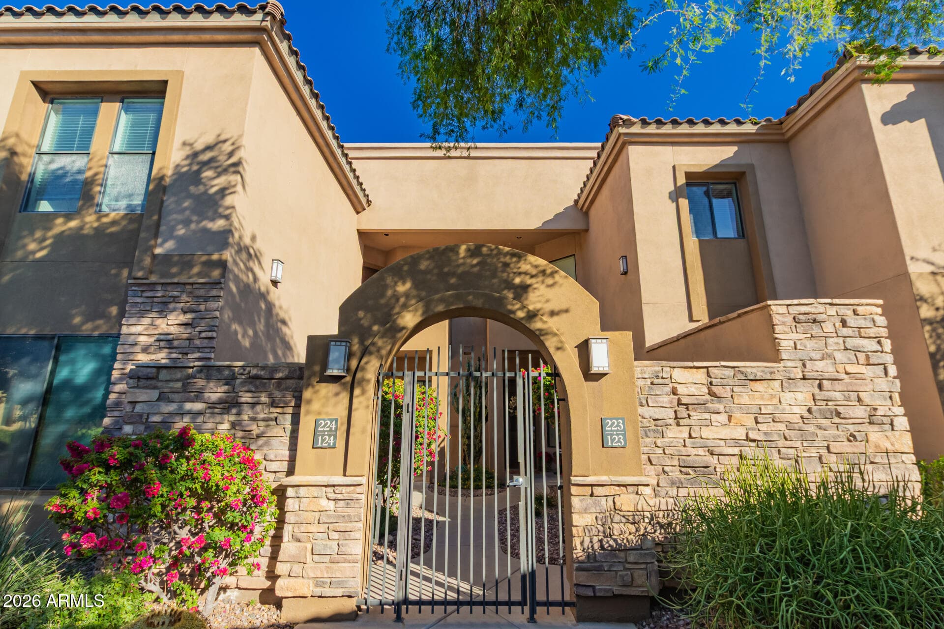 7027 N Scottsdale Rd 224 — photo 1