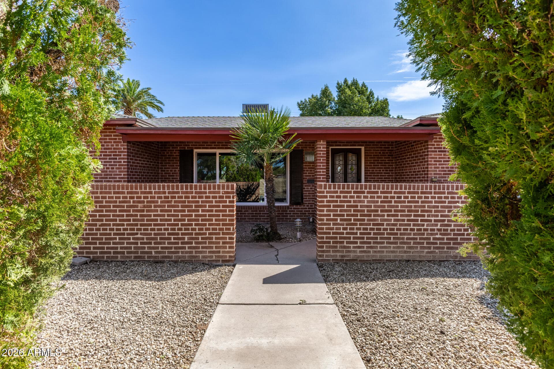 1307 W Thomas Rd — photo 2