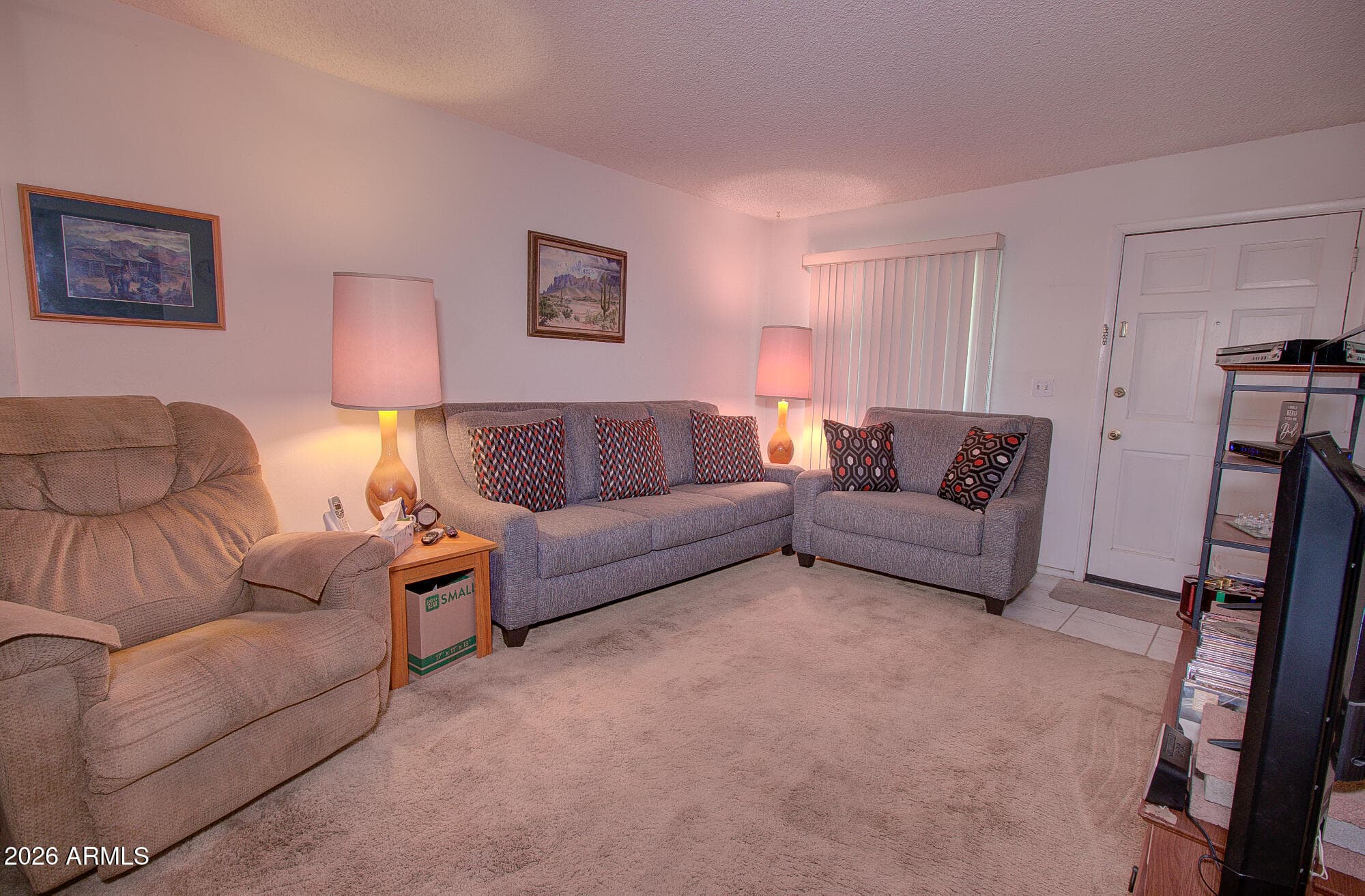 2868 E Clarendon Ave — photo 2