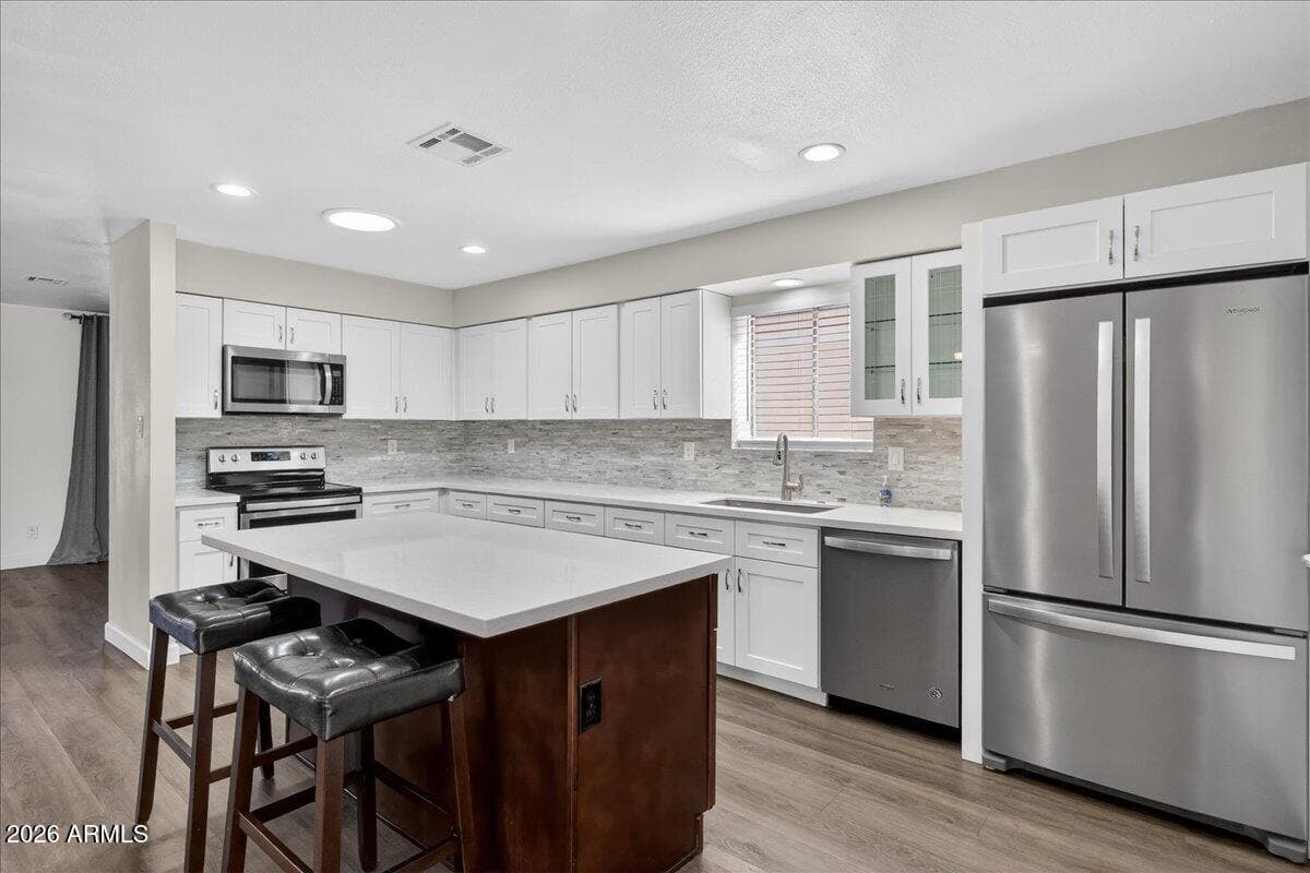 8725 E Jackrabbit Rd — photo 1