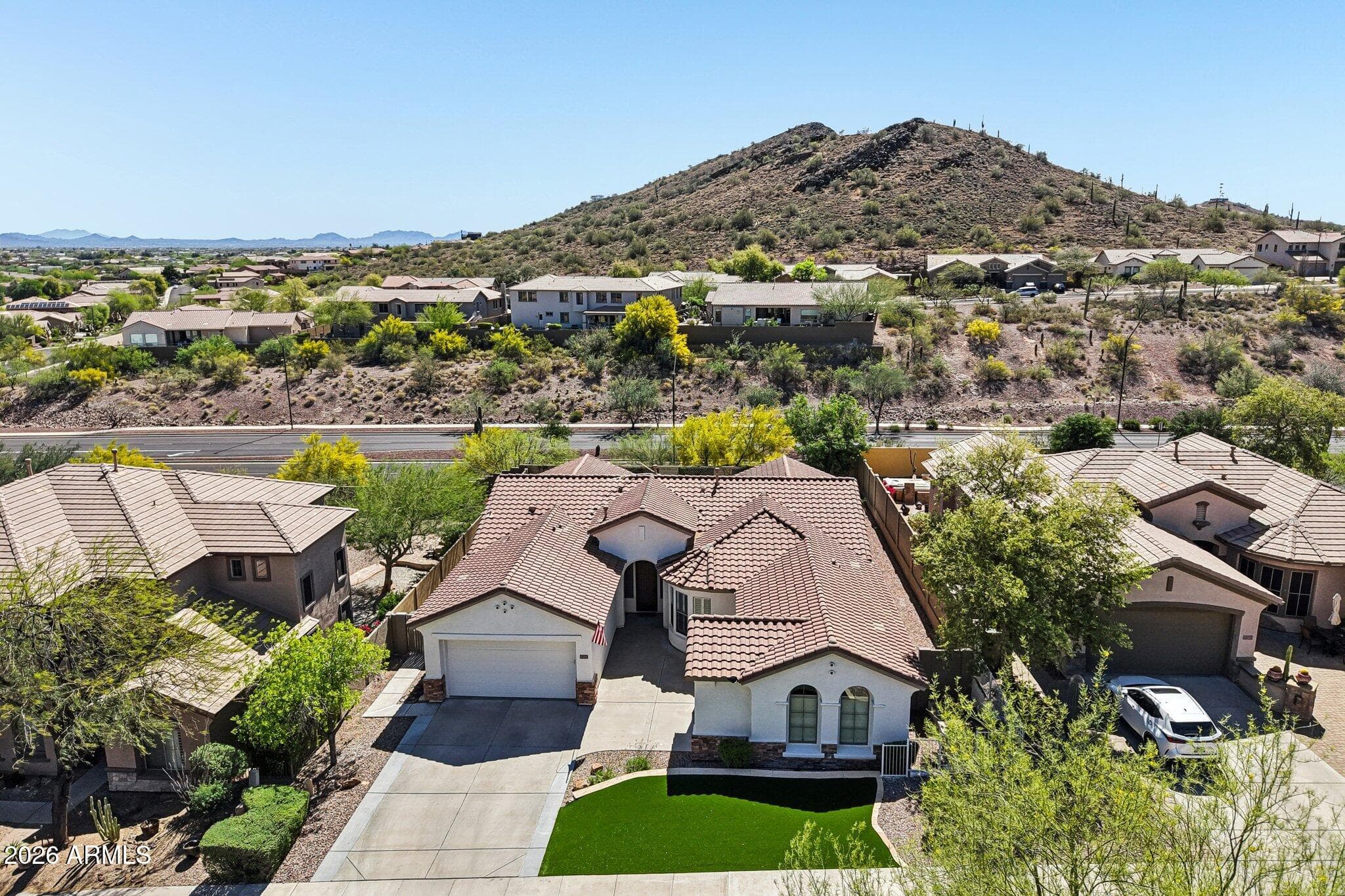 38723 N Red Tail Ln — photo 2