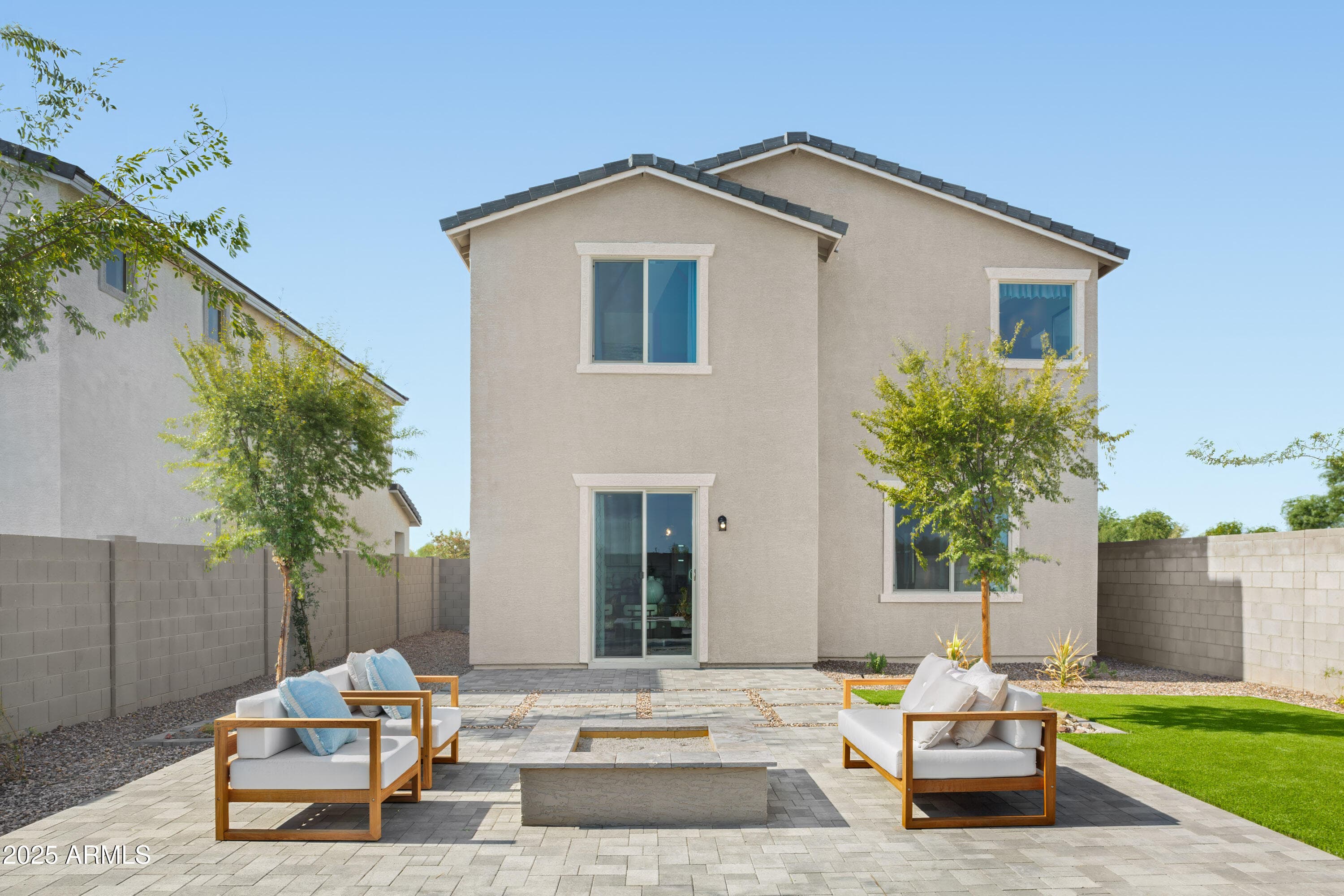 7448 W Cavalier Dr — photo 2