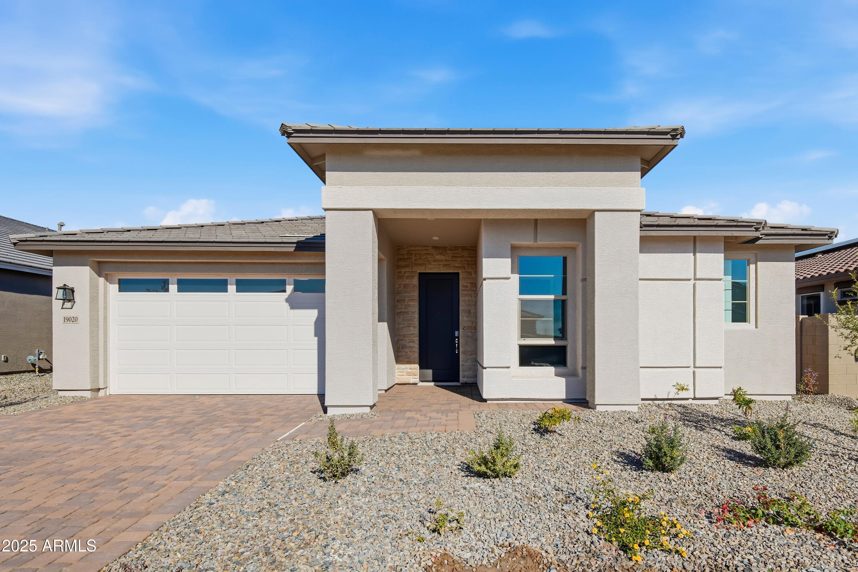19020 W Stella Ave — photo 1