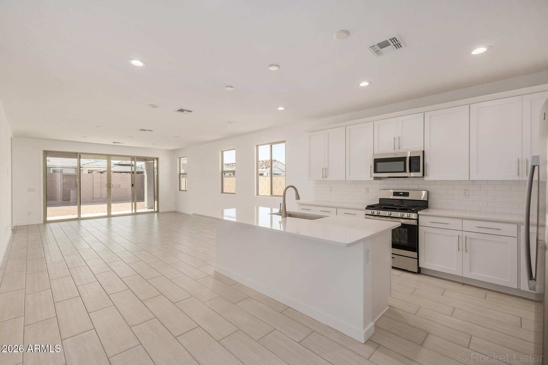 5023 W Chuck Box Rd — photo 2