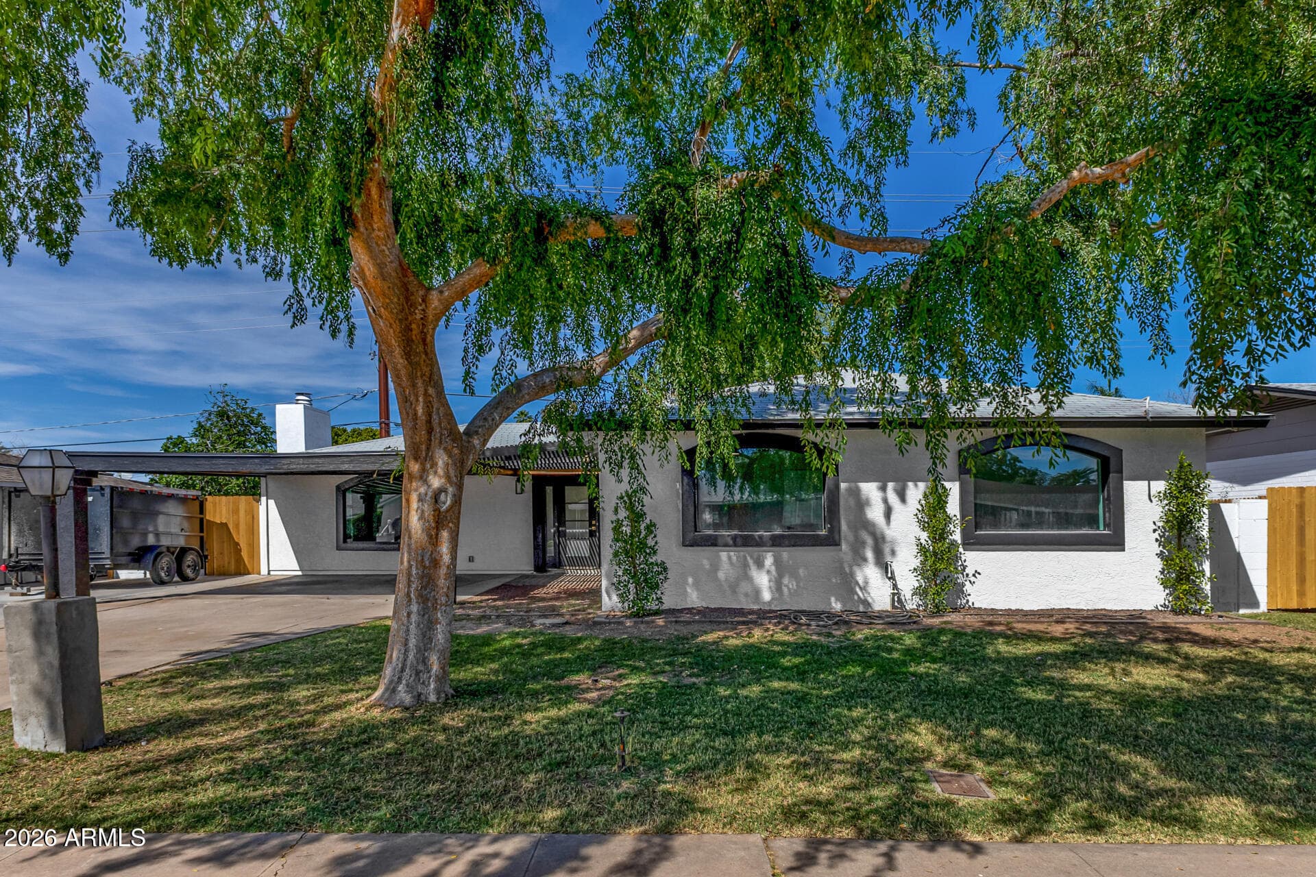 2138 W Keim Dr — photo 2