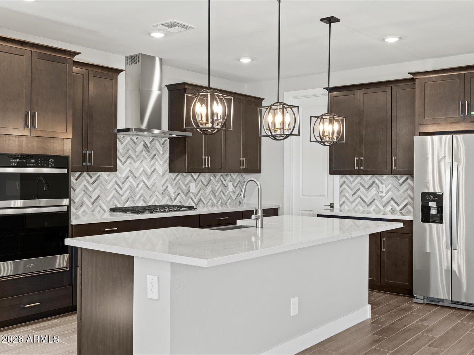 423 W Rock Needle Trail — photo 1