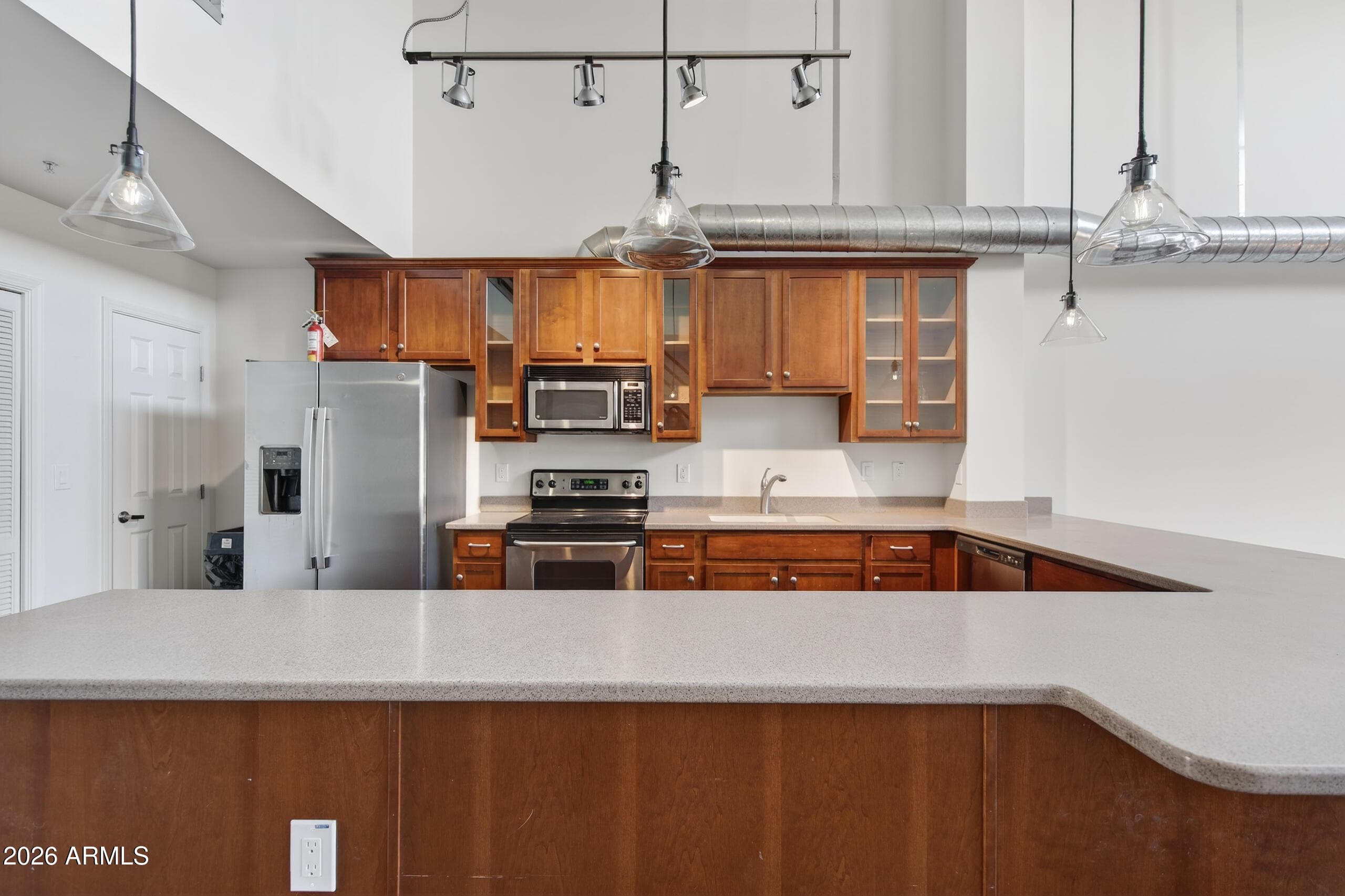 424 S 2nd St 209 — photo 2