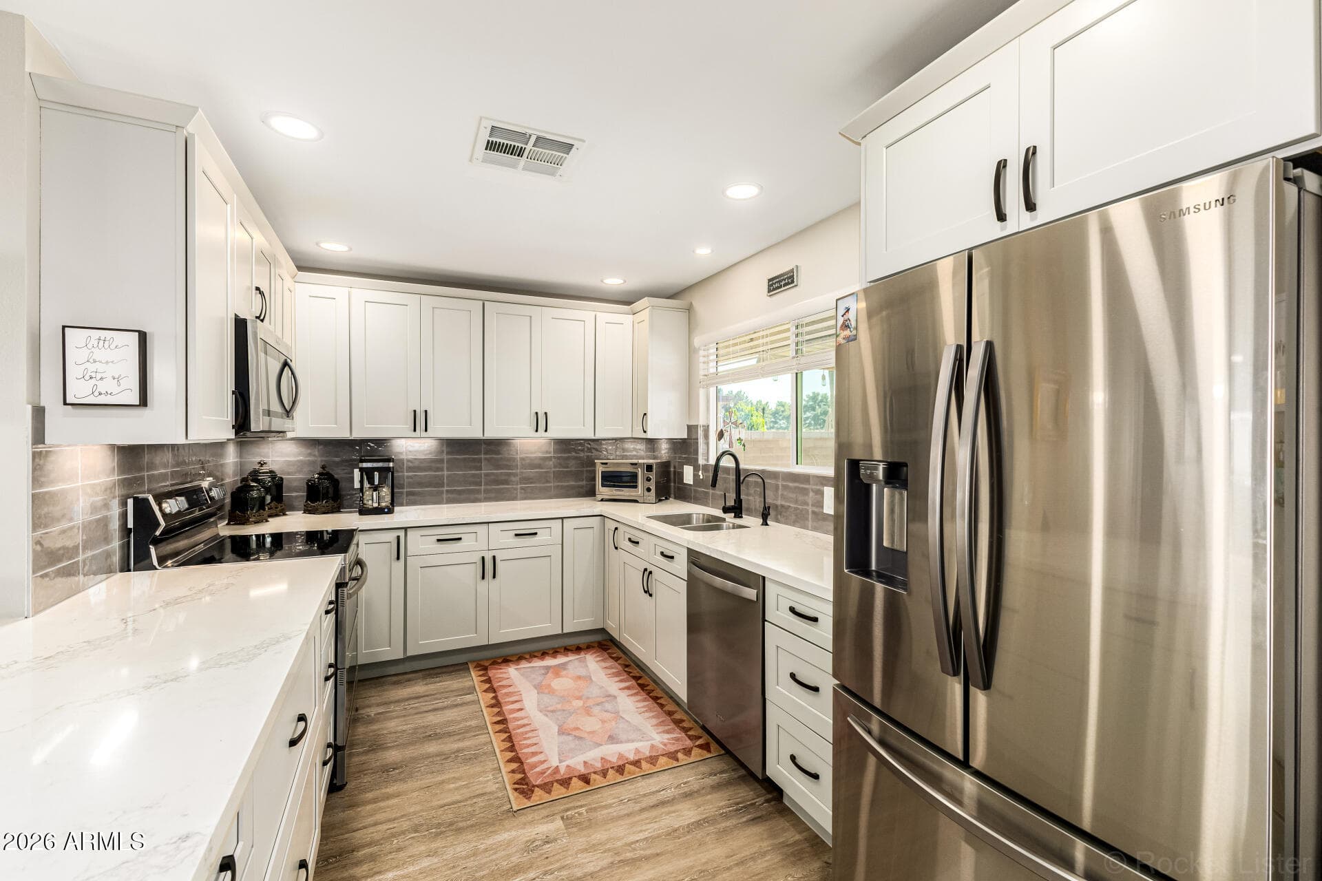 13815 N Cameo Dr — photo 1