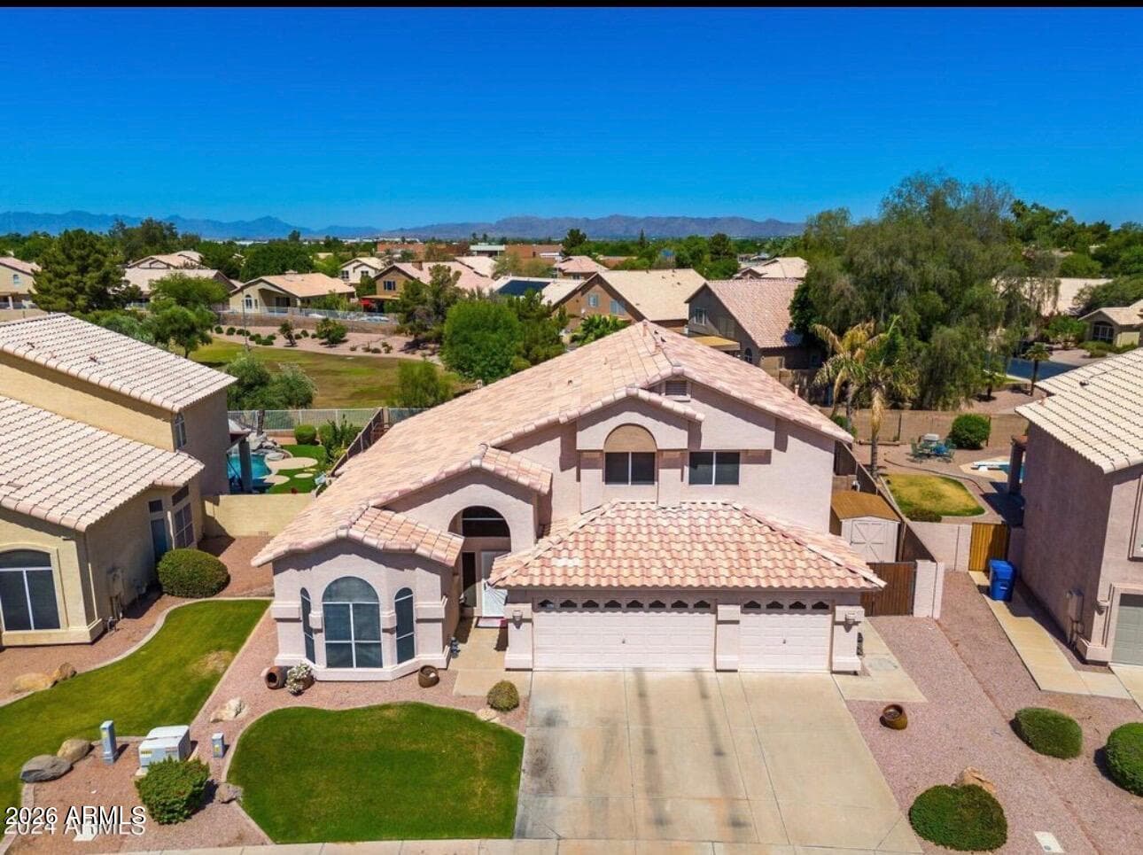 442 N Cordoba Pl — photo 1