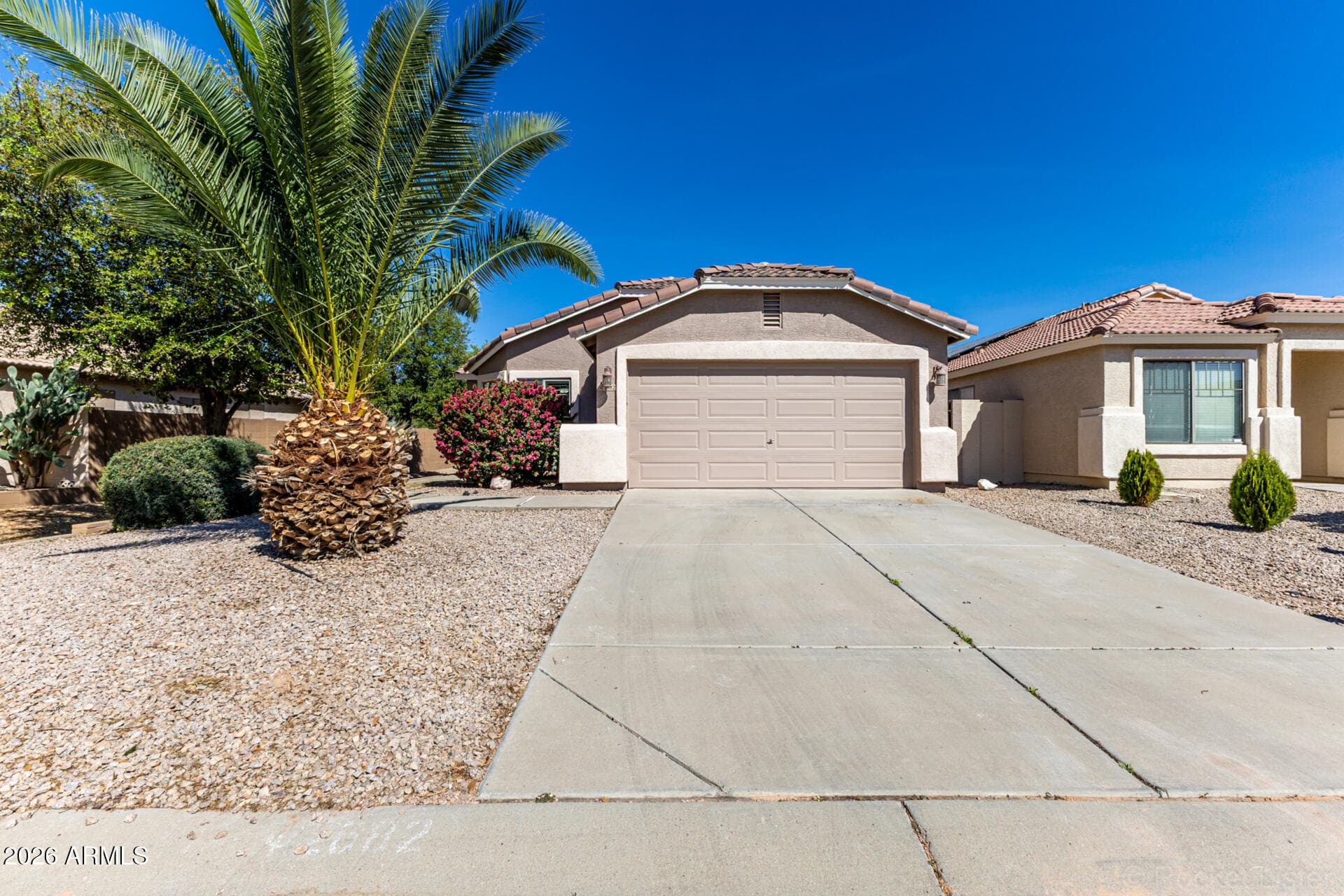 2682 E Silversmith Trail — photo 1