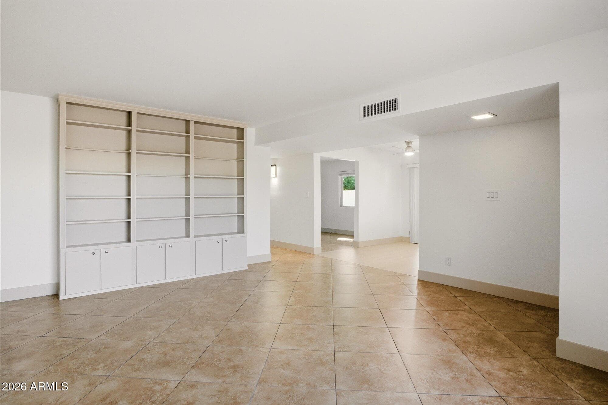 3131 W CLINTON ST - Photo 4