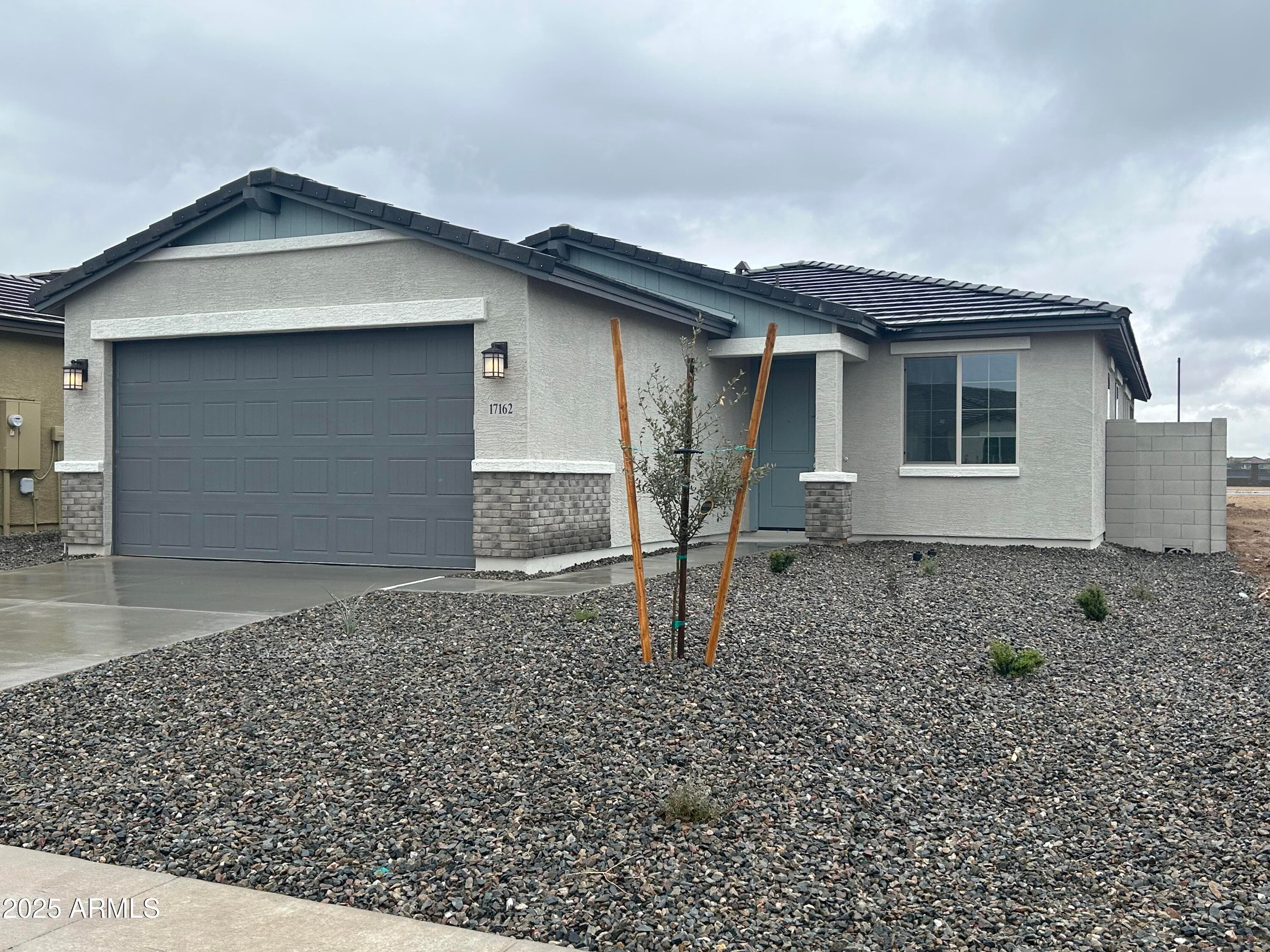 17143 W Corrine Dr — photo 1