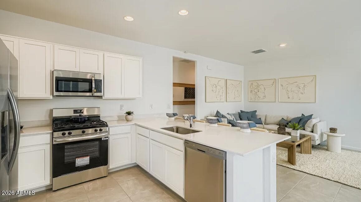 18756 W MAPLEWOOD DR - Photo 4