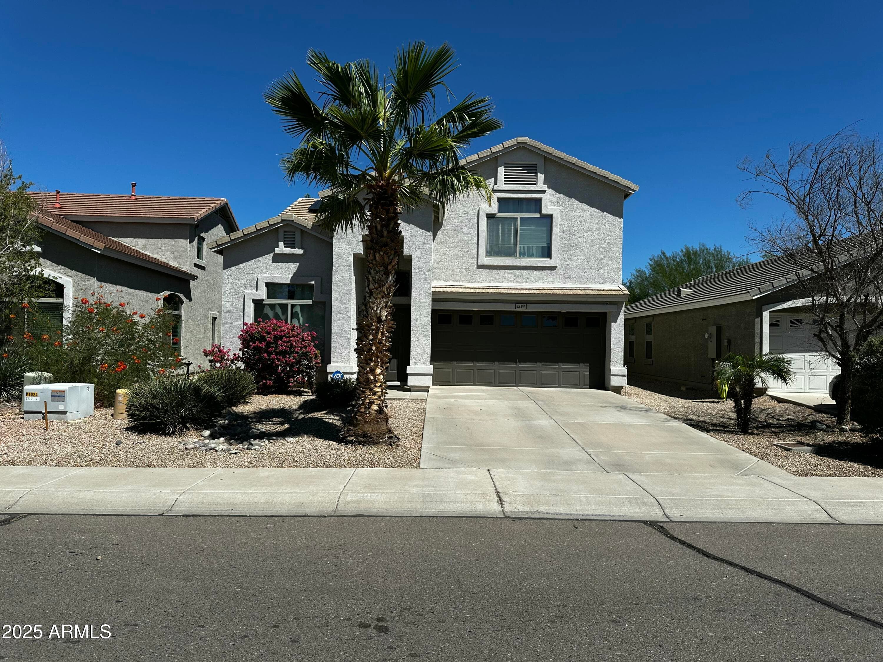 1394 E Penny Ln — photo 2