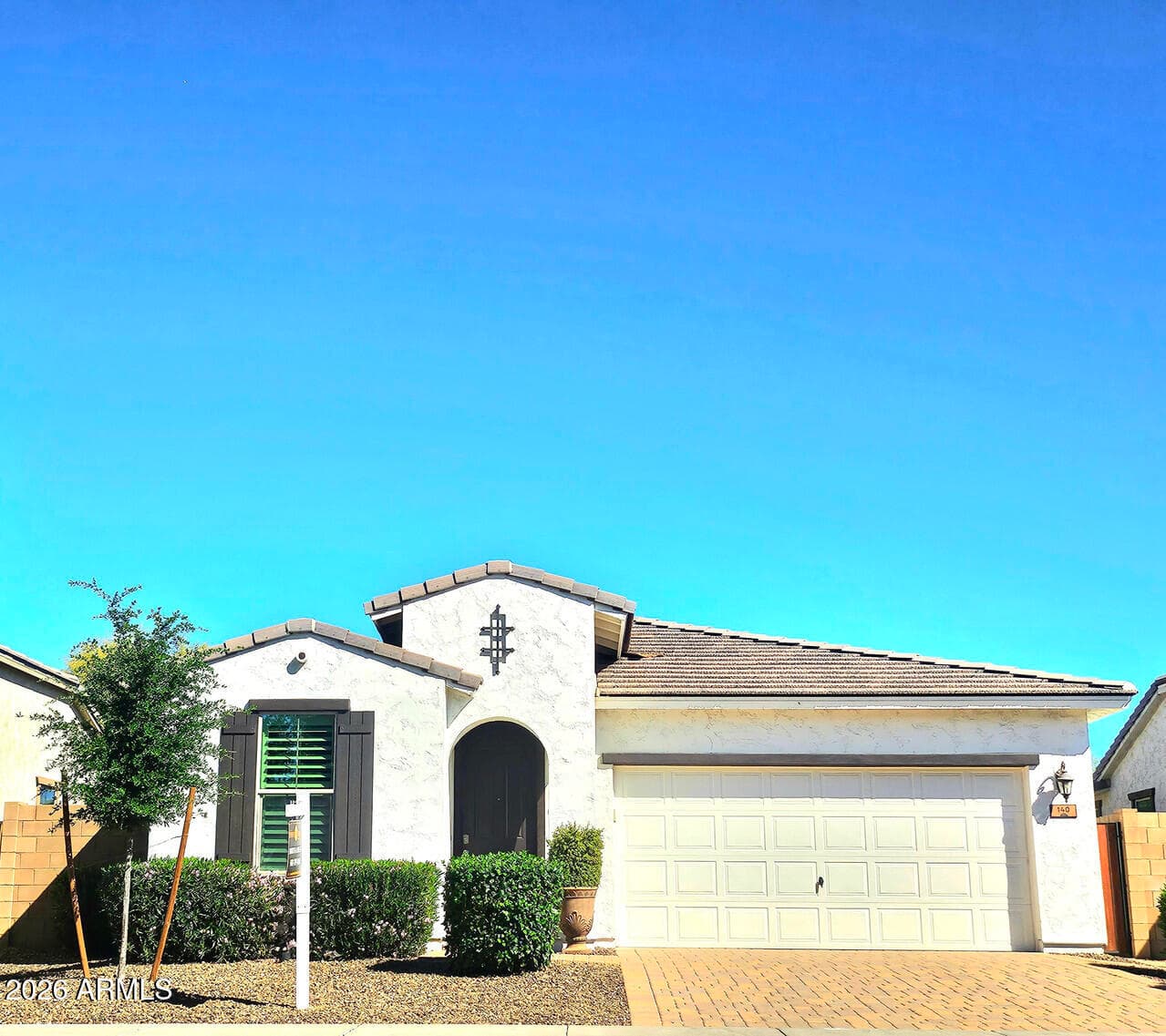 140 E Bernie Ln — photo 2