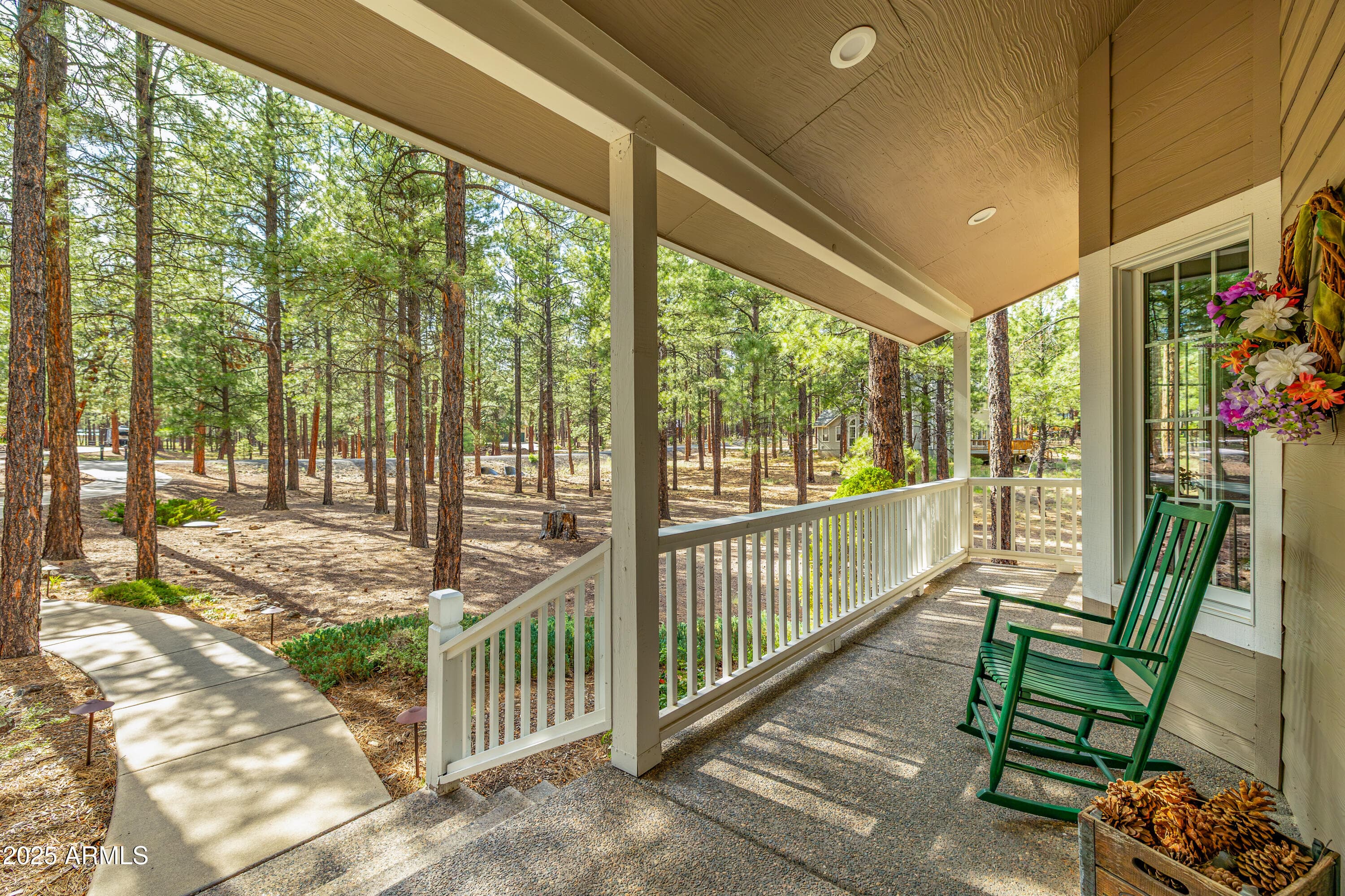 3948 Westwood Circle — photo 2