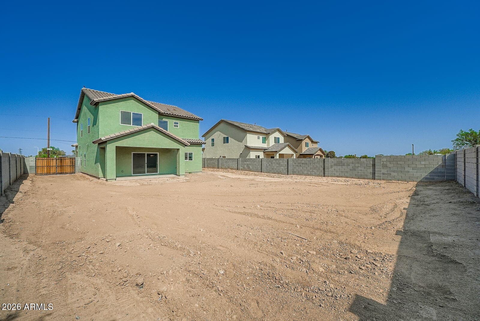 5523 S 11th Ave — photo 2