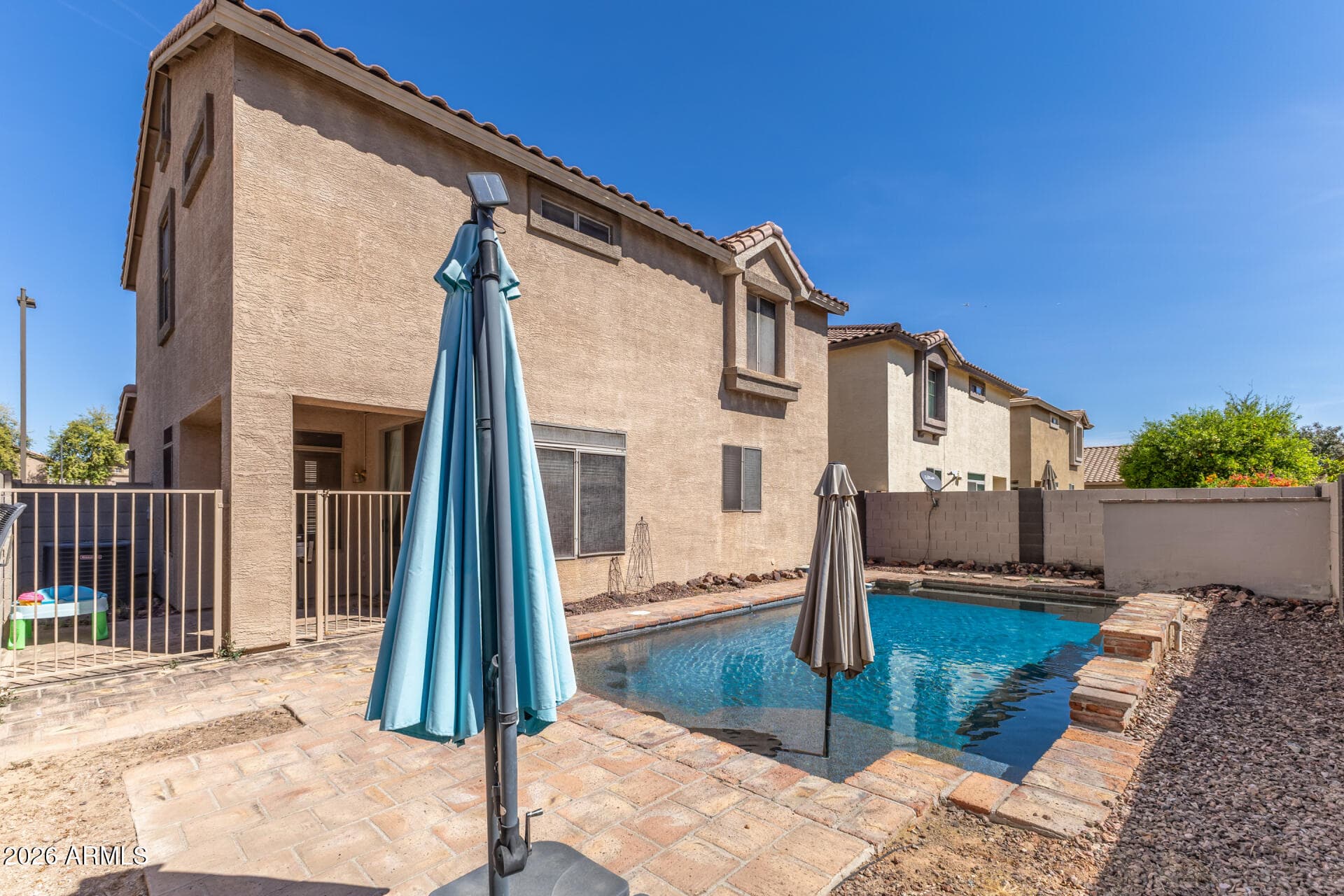 1959 E Browning Pl — photo 2