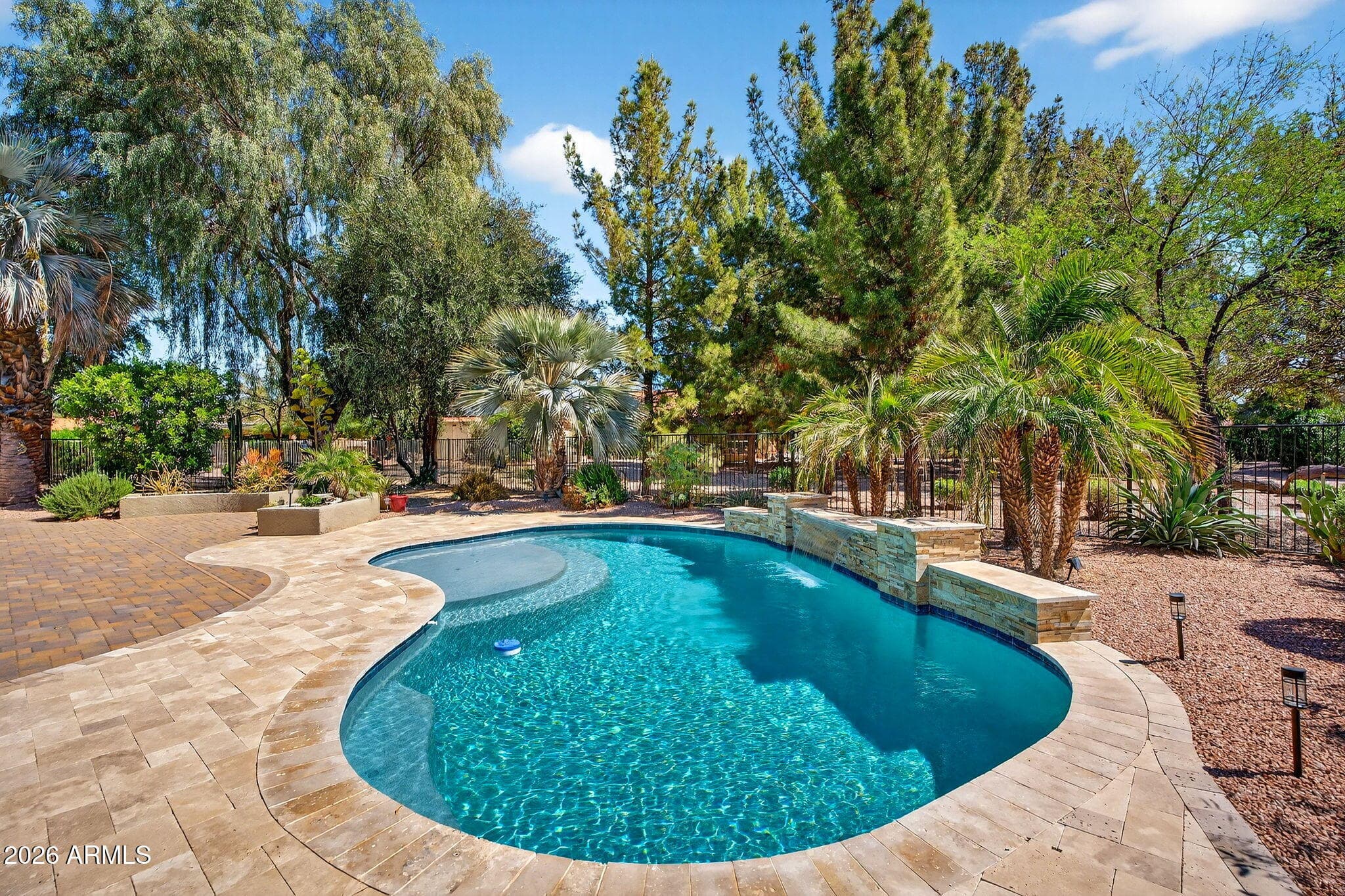 9038 E Nacoma Dr — photo 1