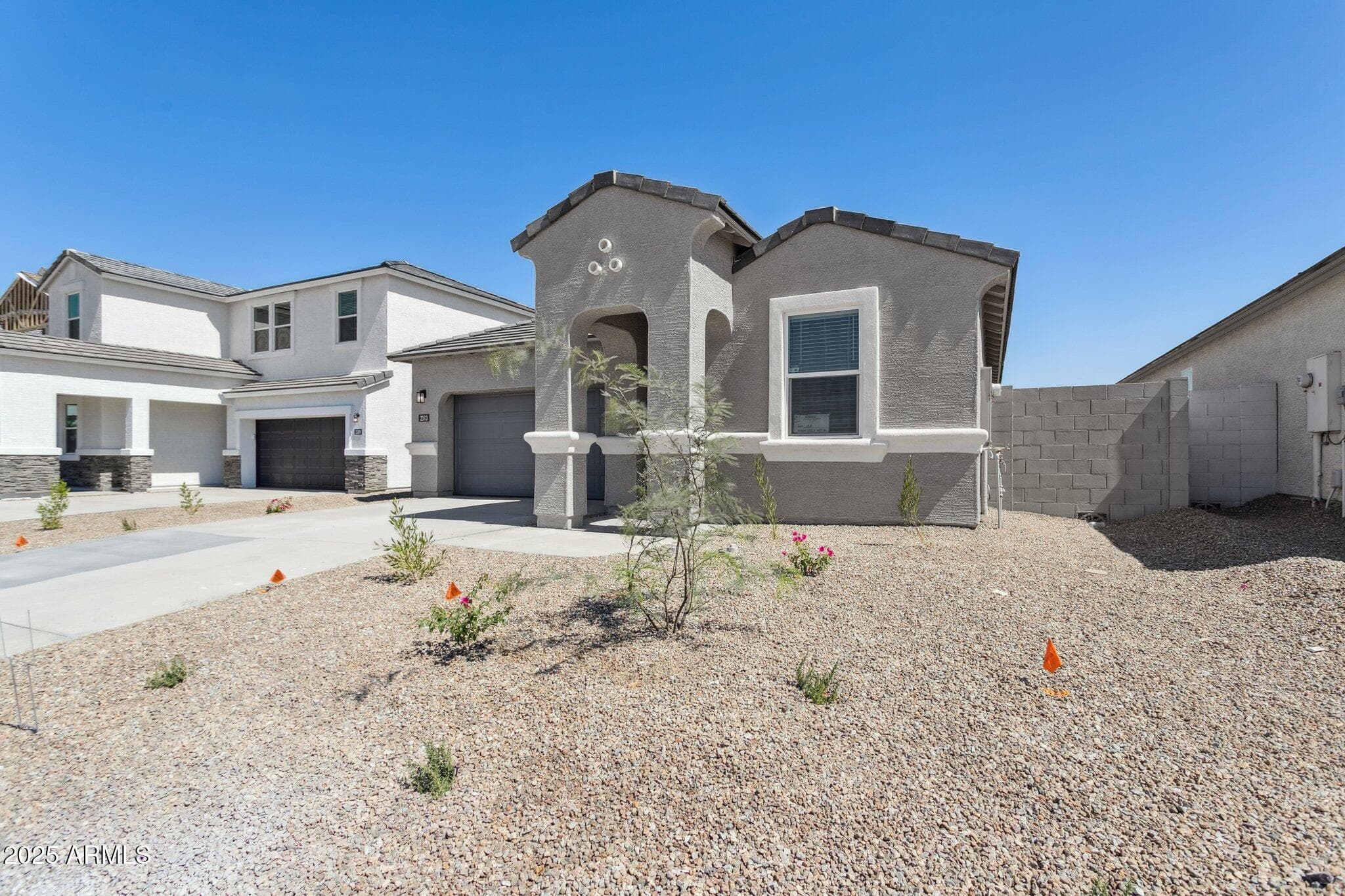 26056 W Hasan Dr — photo 2