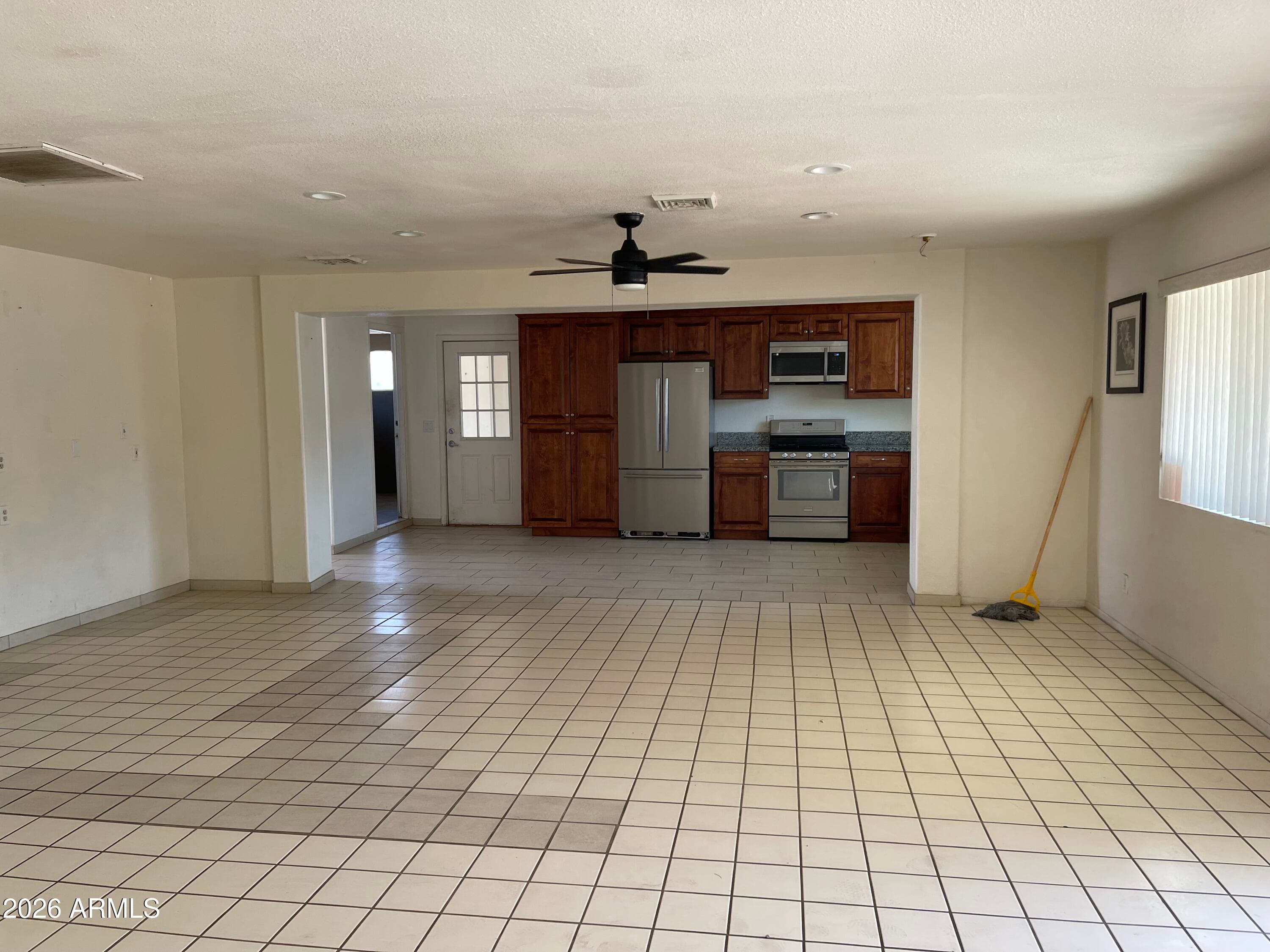 520 W Mcneil St — photo 18