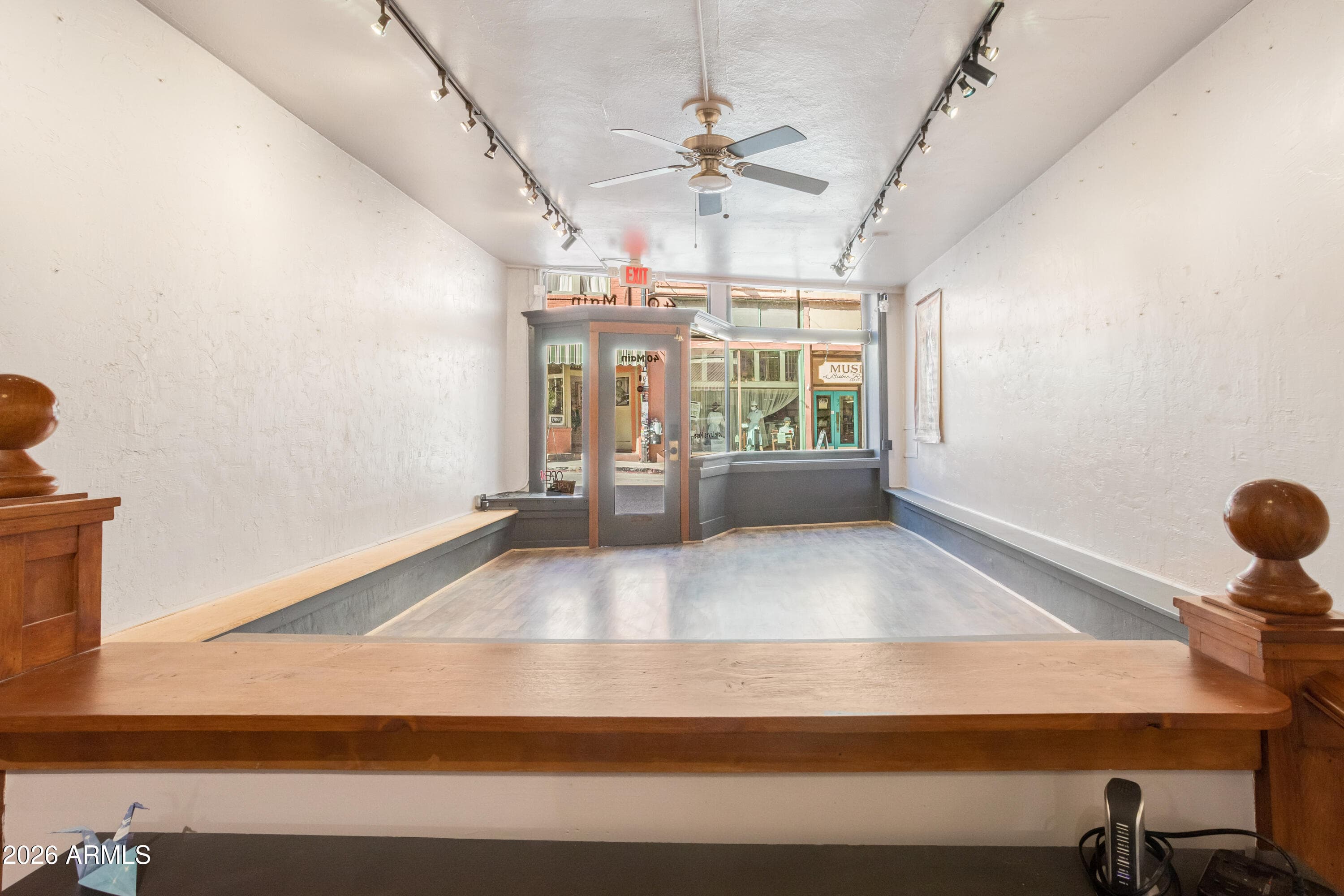 40 MAIN ST - Photo 3