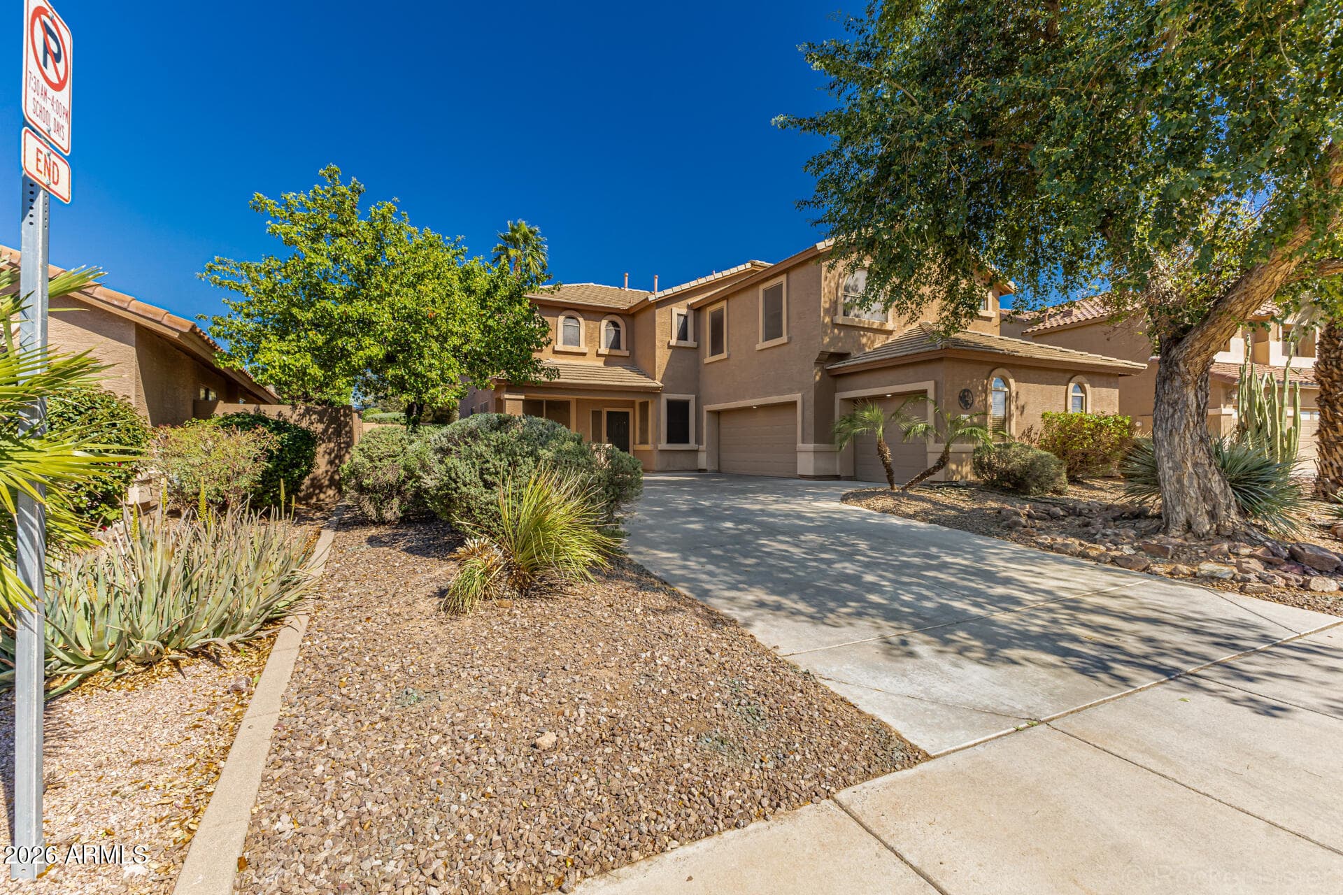 4632 E Desert Sands Dr — photo 2