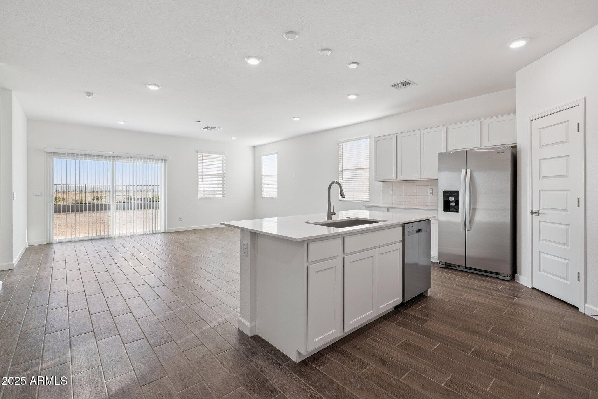 26207 W NANCY LN - Photo 5