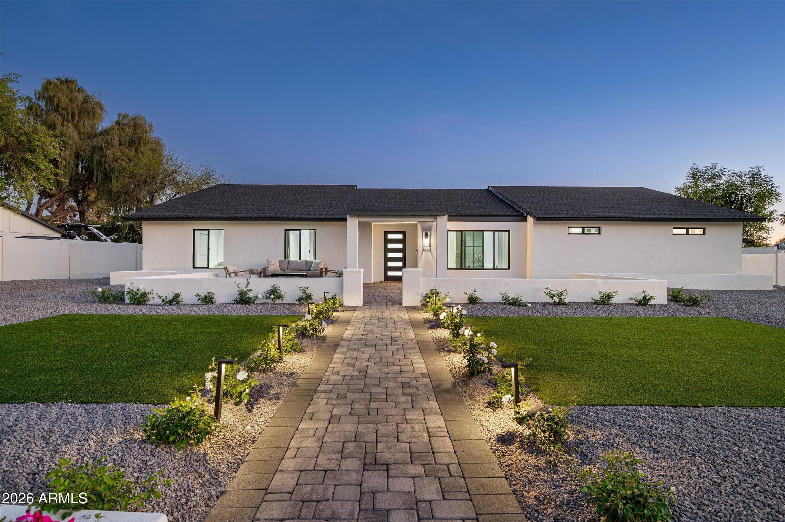 5927 E Aster Dr — photo 2