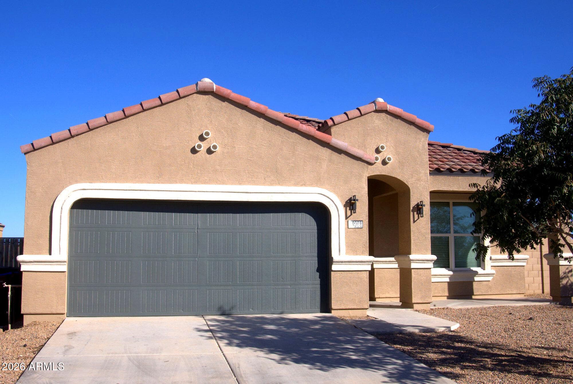 19081 N PICCOLO DR - Photo 1