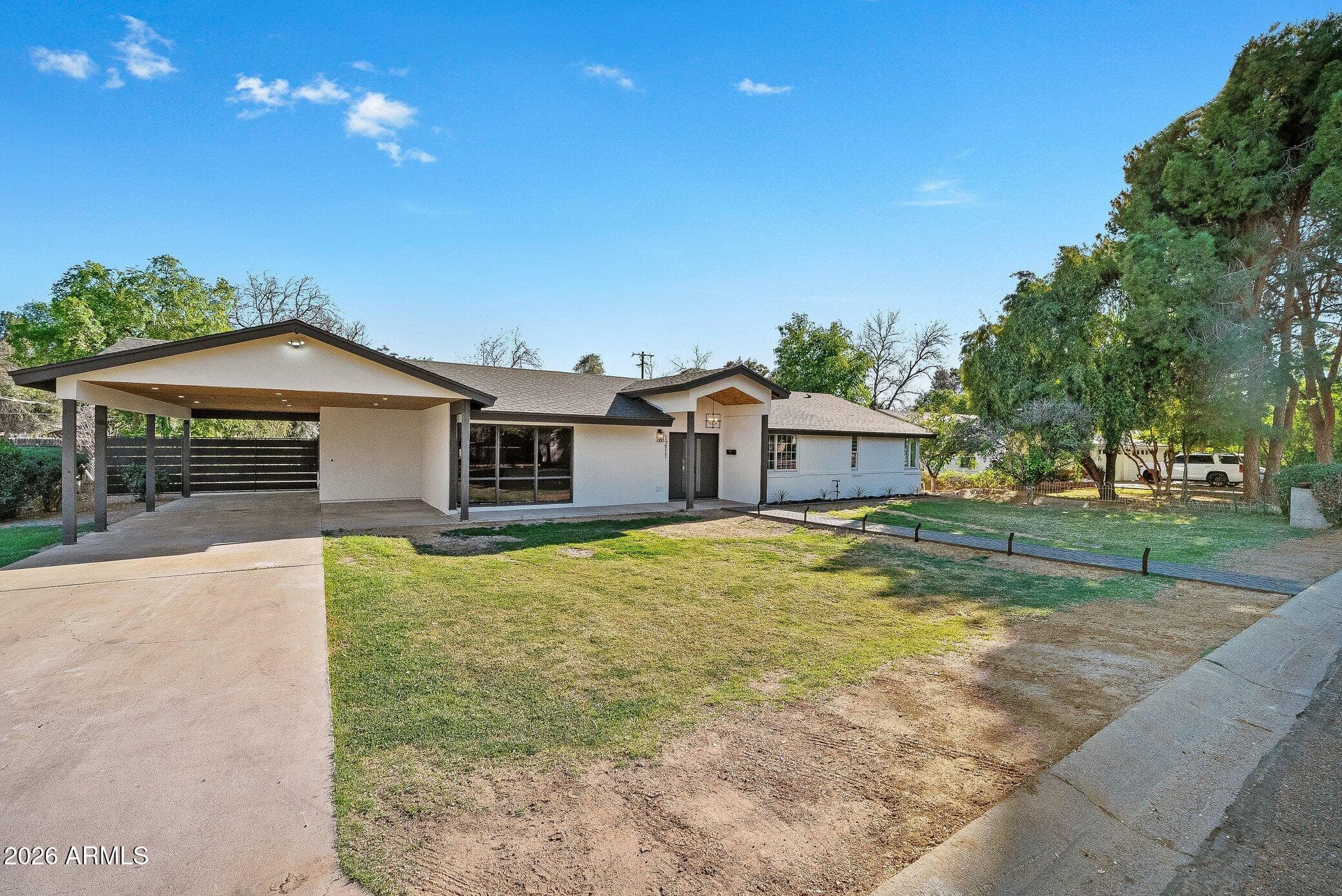 1211 W Rancho Dr — photo 1