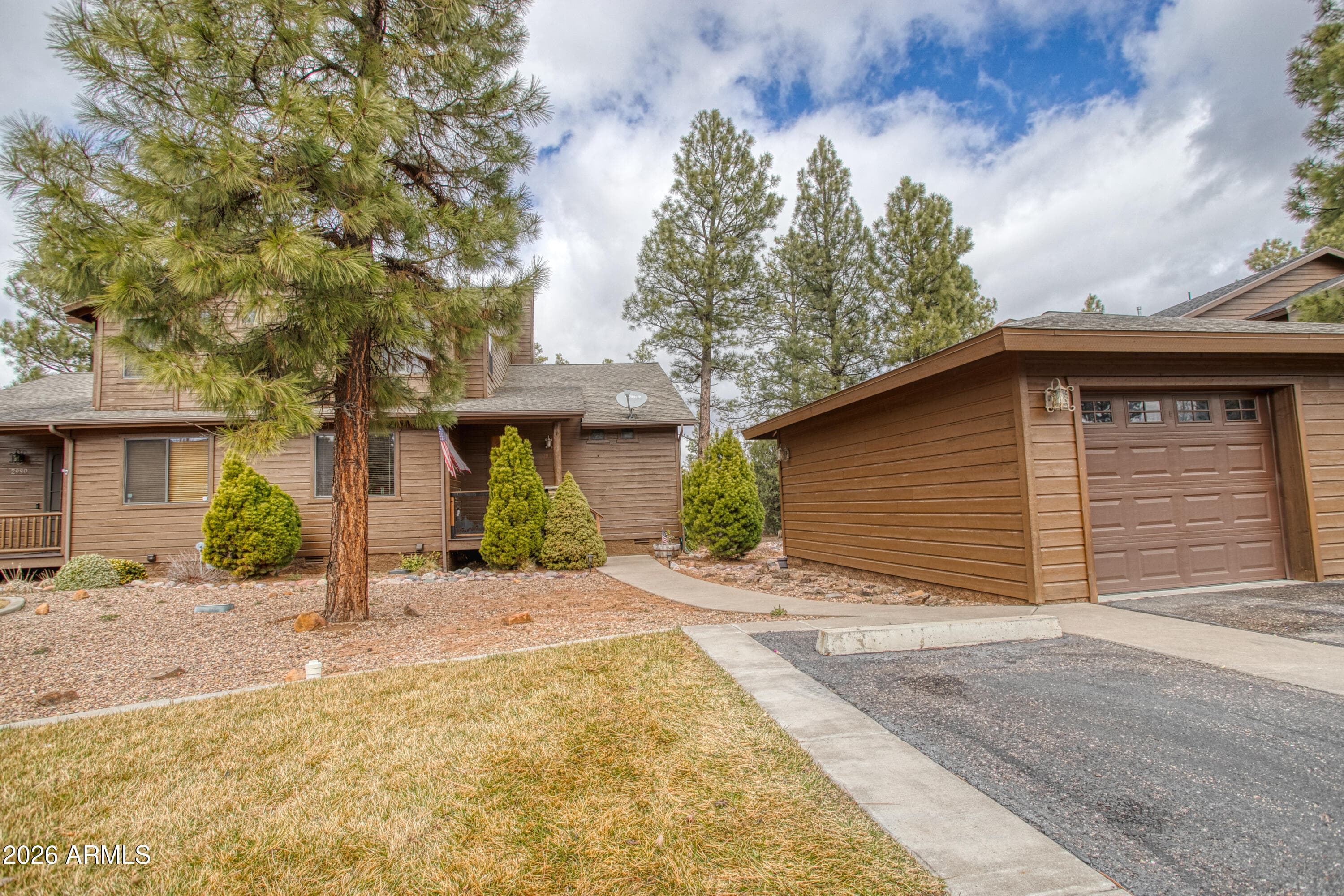 2970 W VILLA LOOP - Photo 1