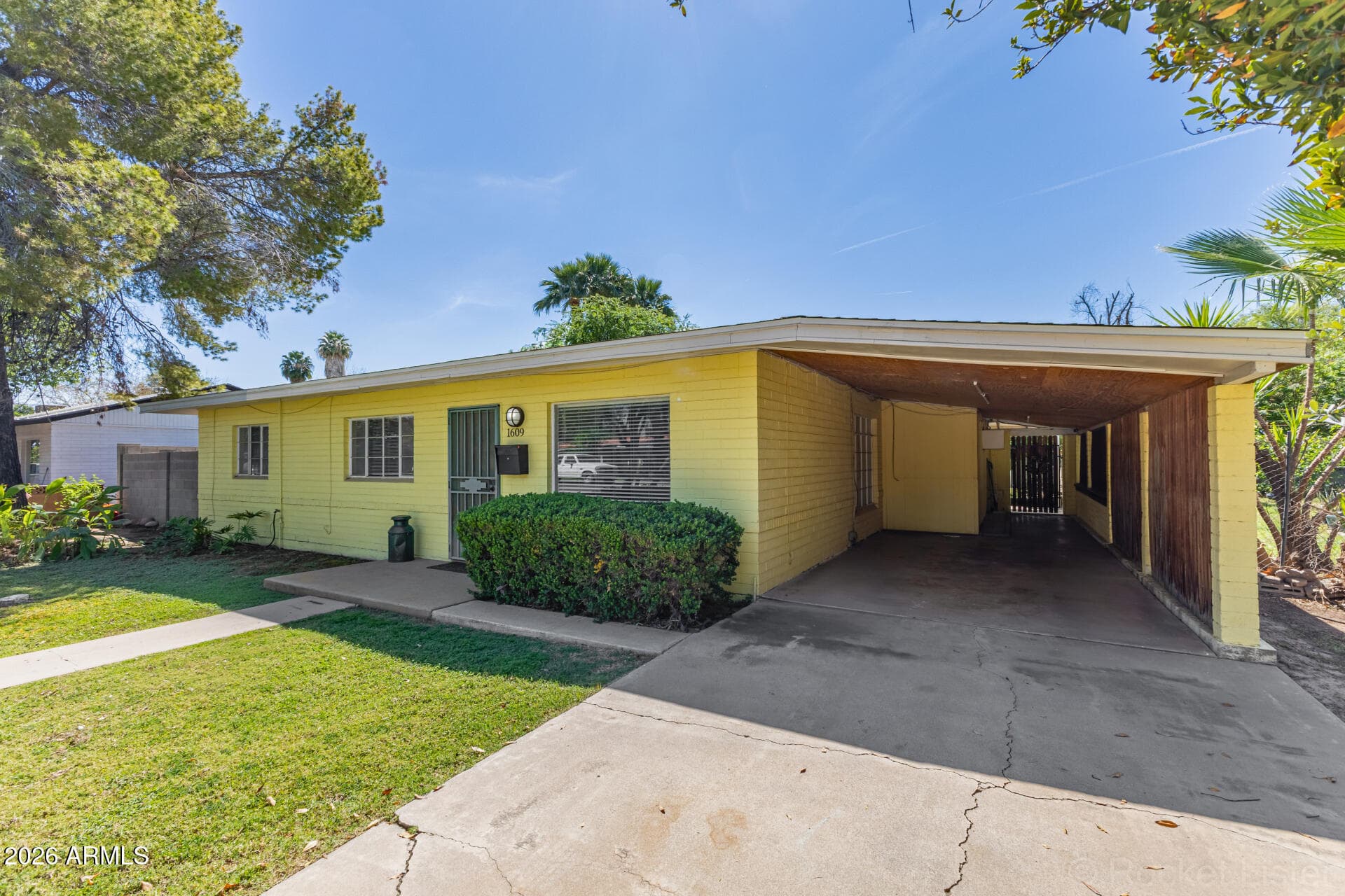 1609 E Williams St — photo 2