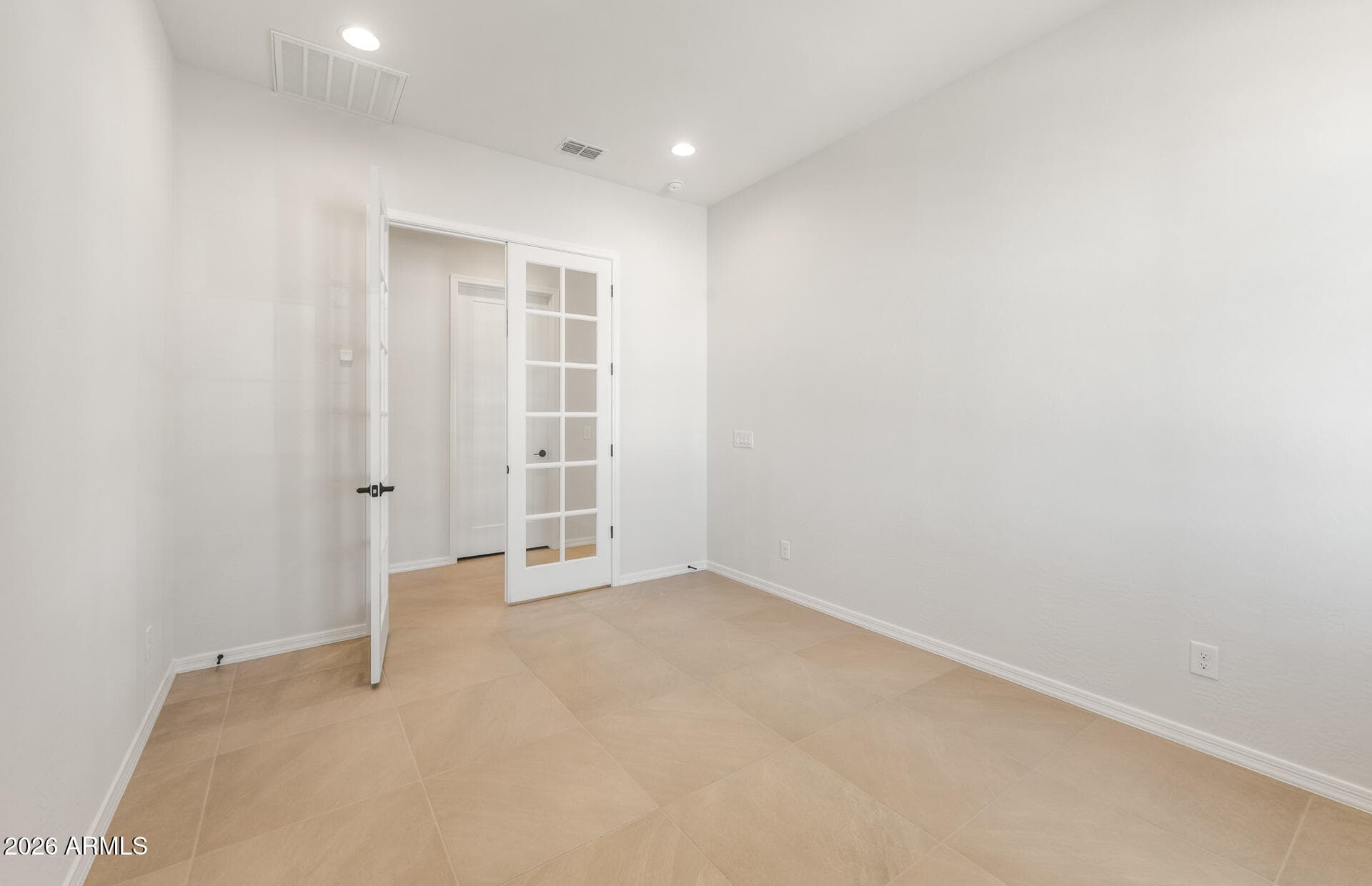 26479 W Selena Dr — photo 2