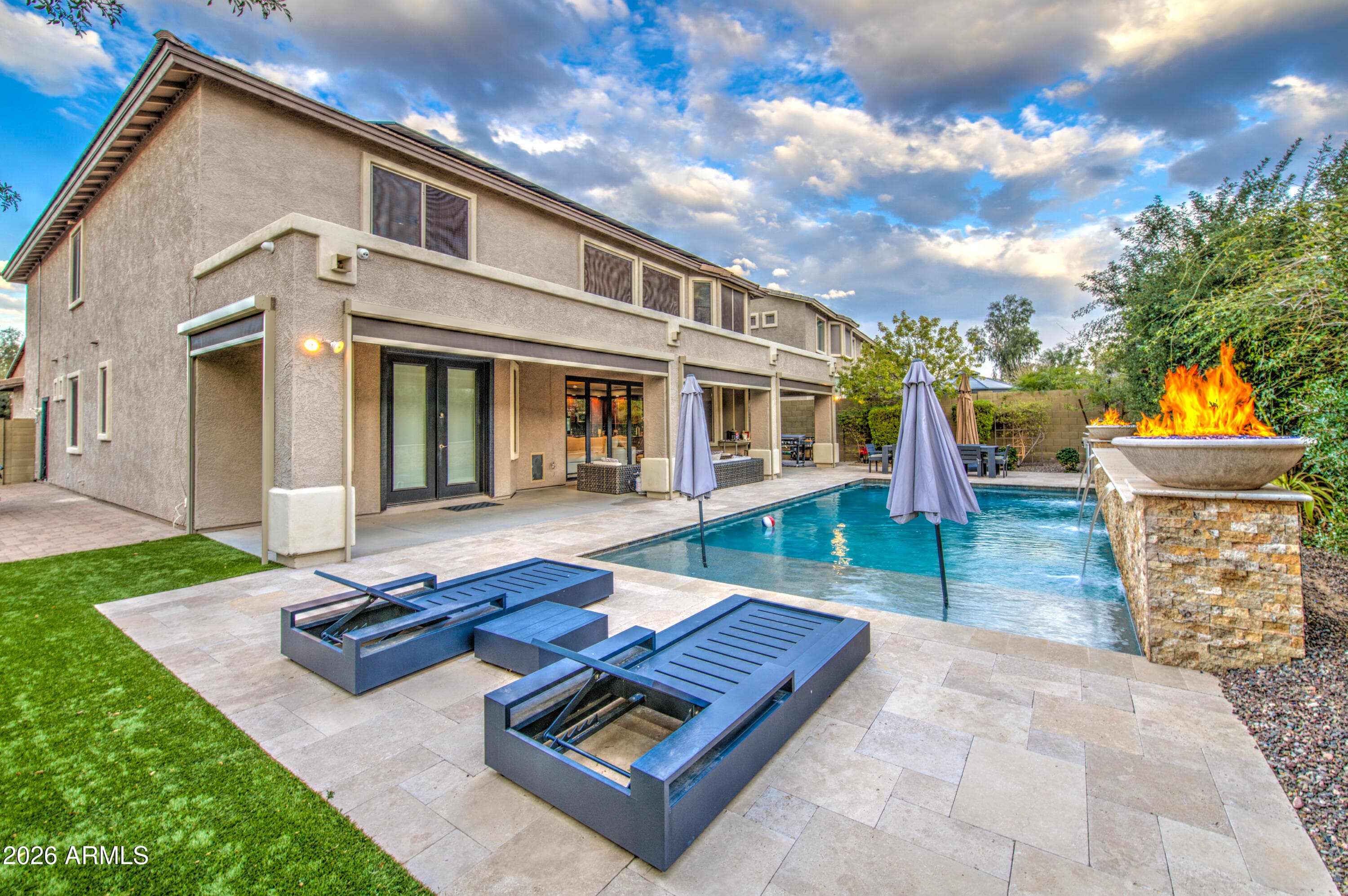 4407 W Faull Dr — photo 1